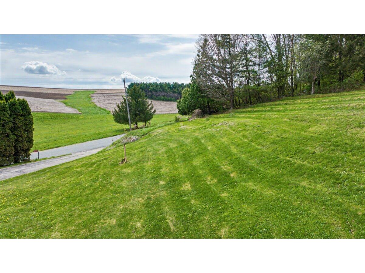 S2795 Natwick Jefferson WI 54667 1960601 image21