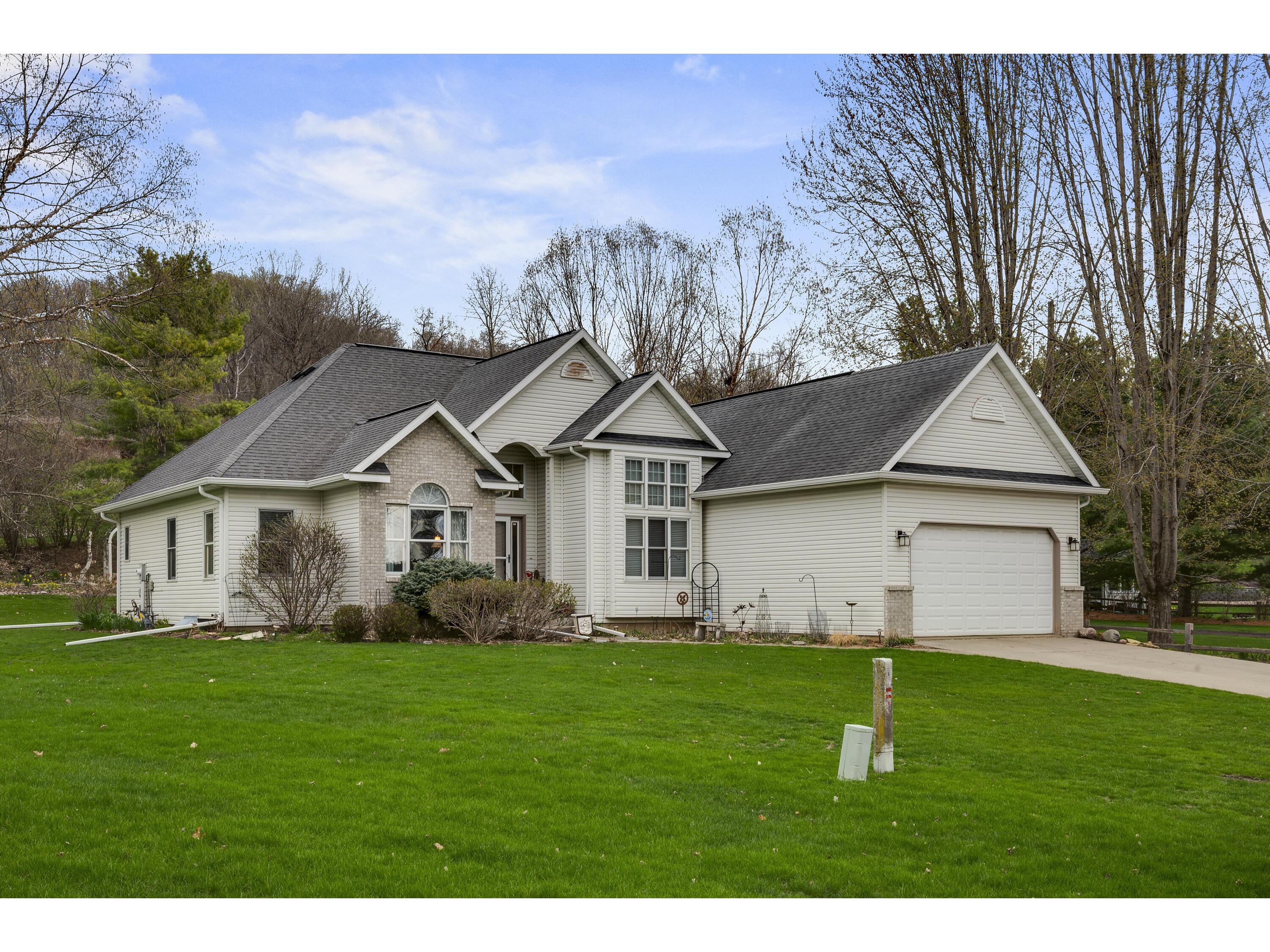 2809 Prairie Clover Onalaska WI 54650 1915781 image1