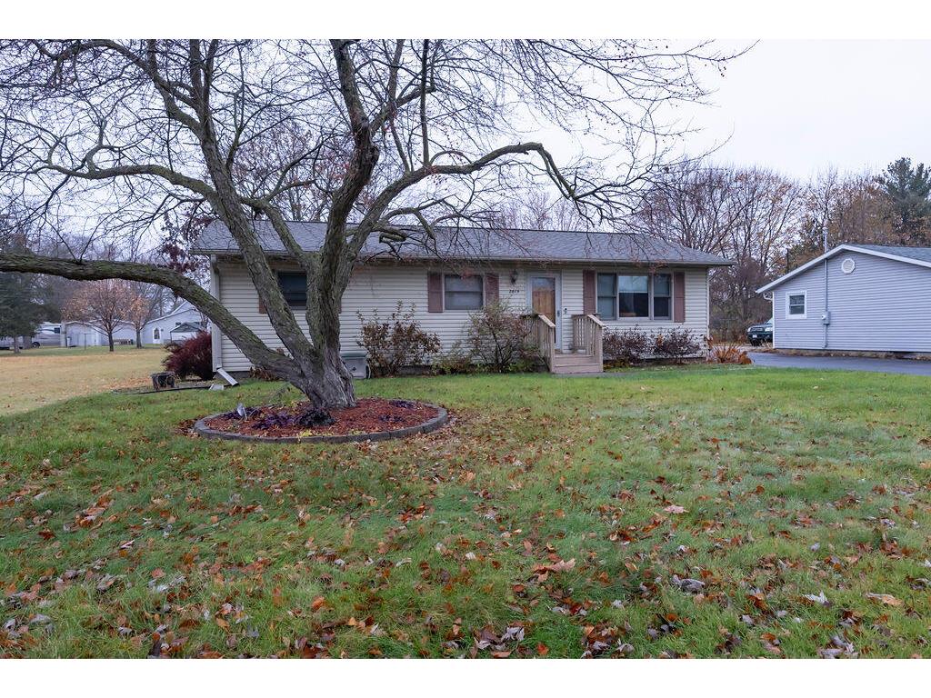 2815 Marion Campbell WI 54603 1943996 image1