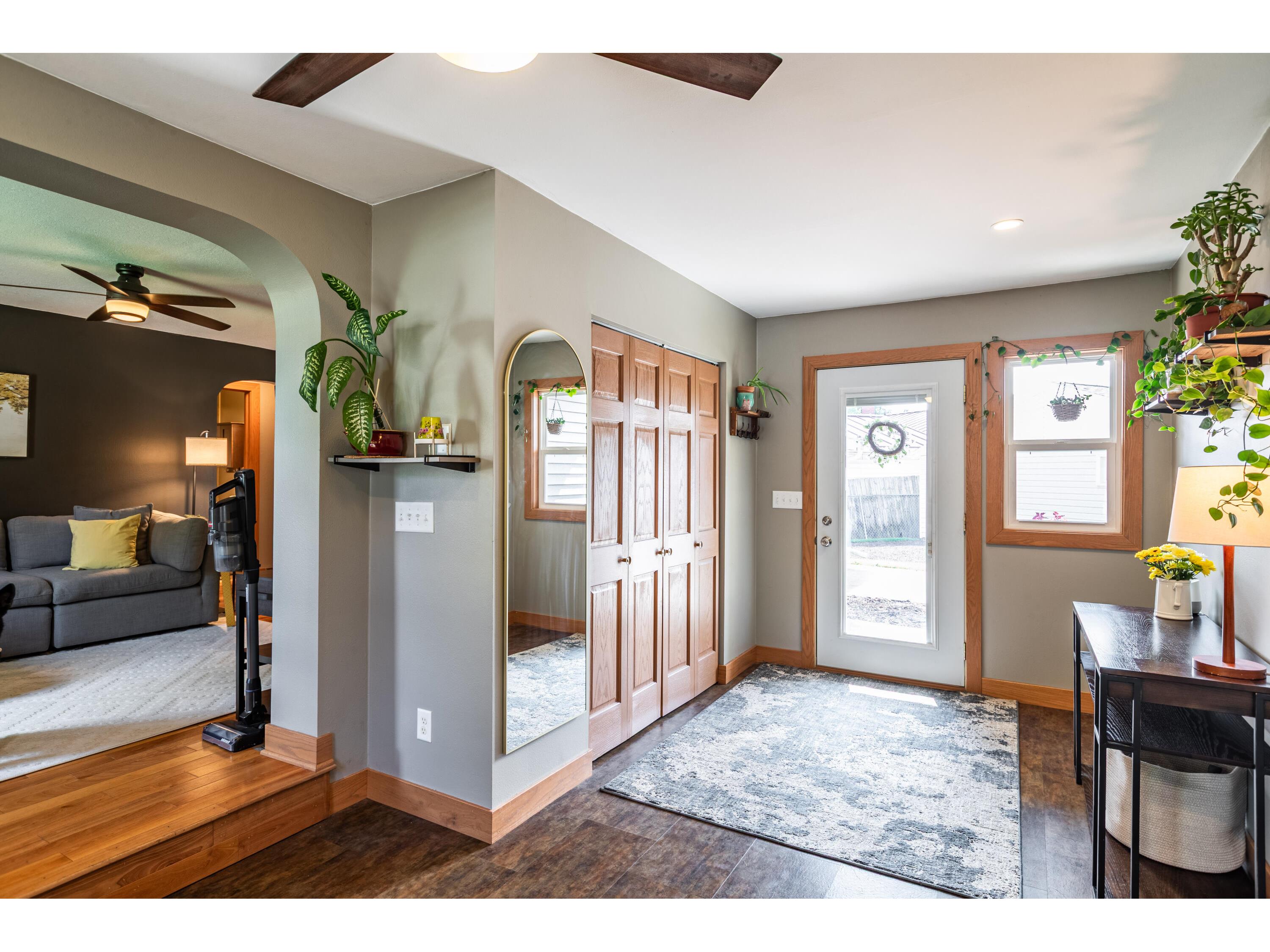 2910 Fairchild La Crosse WI 54601 1970908 image2
