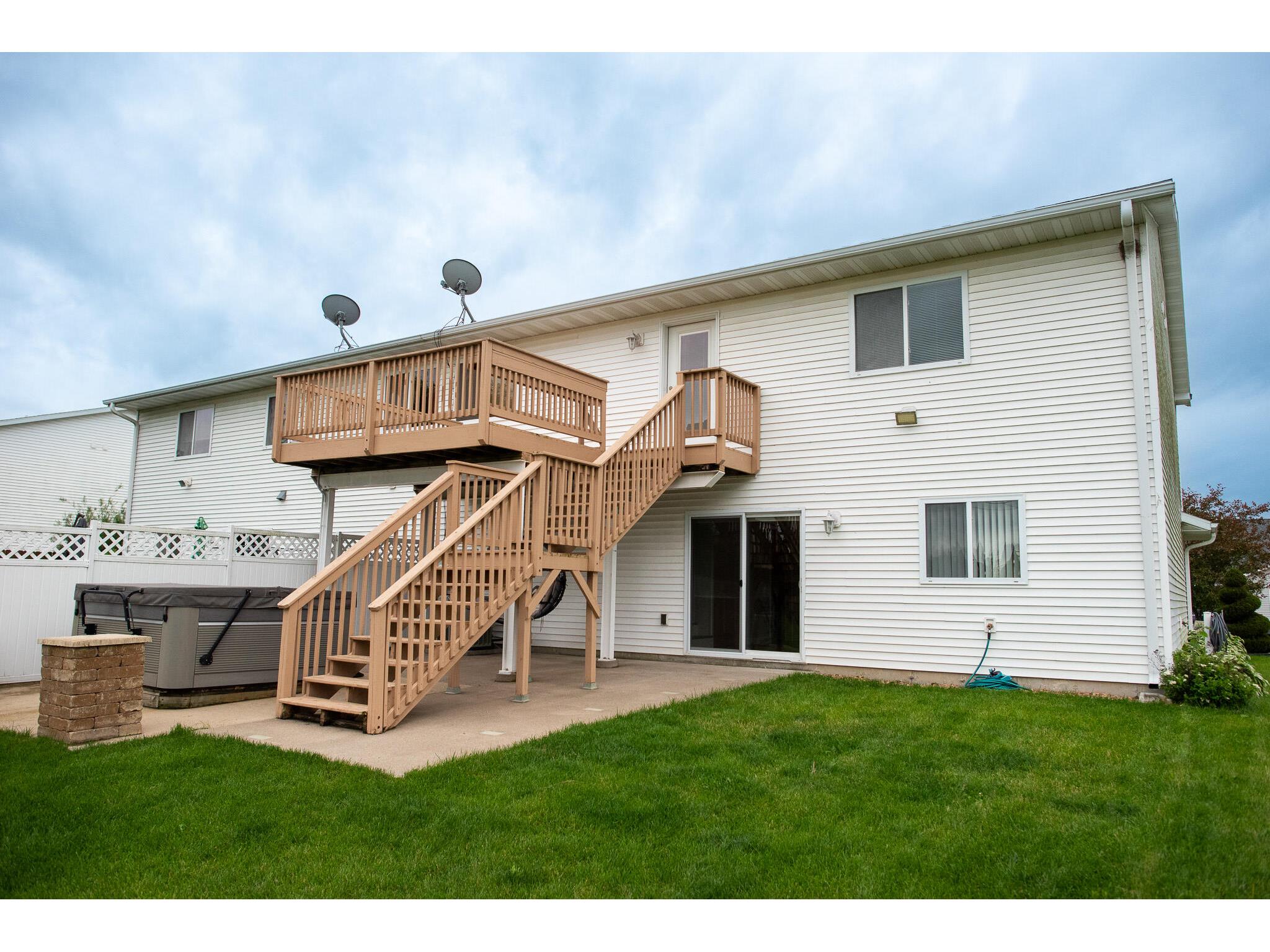 2912 Icecap Sparta WI 54656 1969438 image3