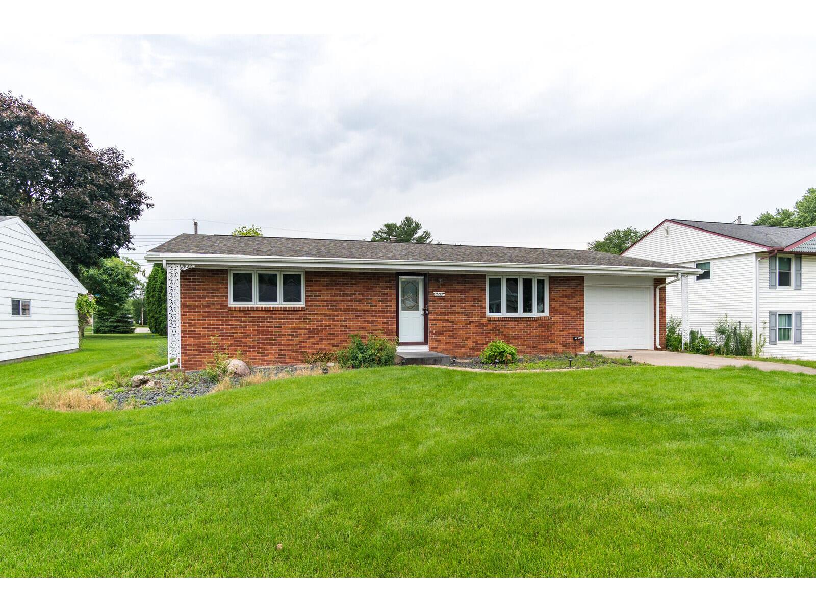 2922 31st La Crosse WI 54601 1922686 image1