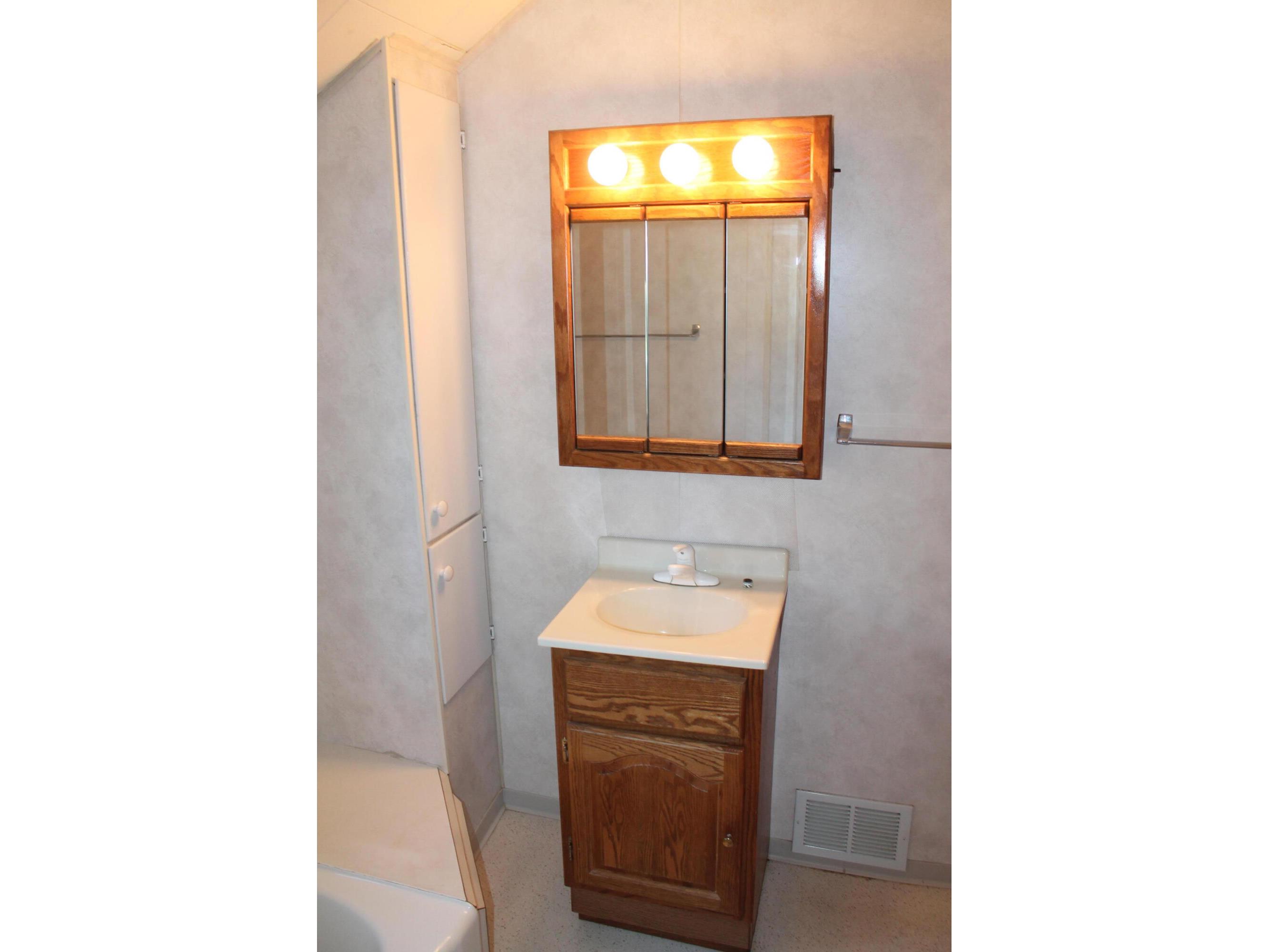 2924 South La Crosse WI 54601 1940016 image17