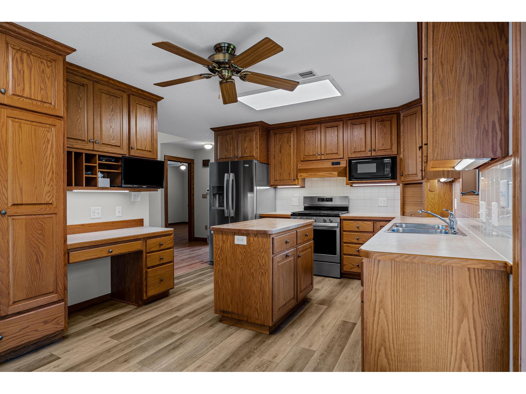 2925 Youngdale Campbell WI 54603 1971199 image10