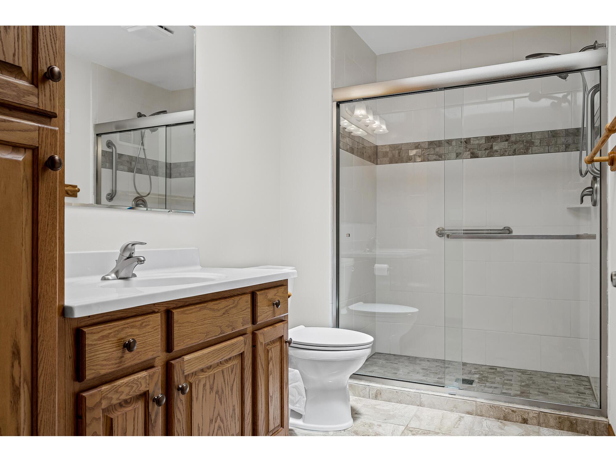 2925 Youngdale Campbell WI 54603 1971199 image16