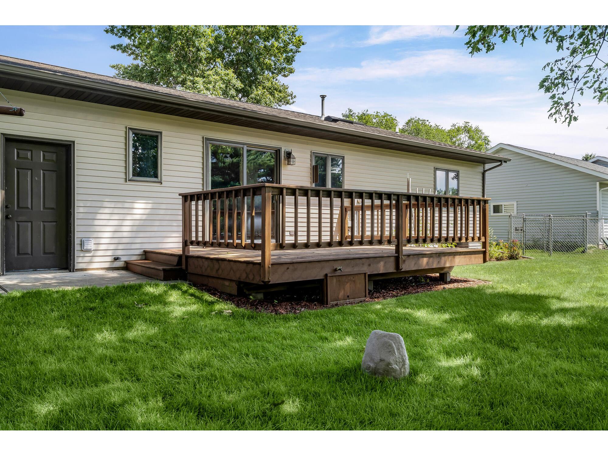2925 Youngdale Campbell WI 54603 1971199 image26