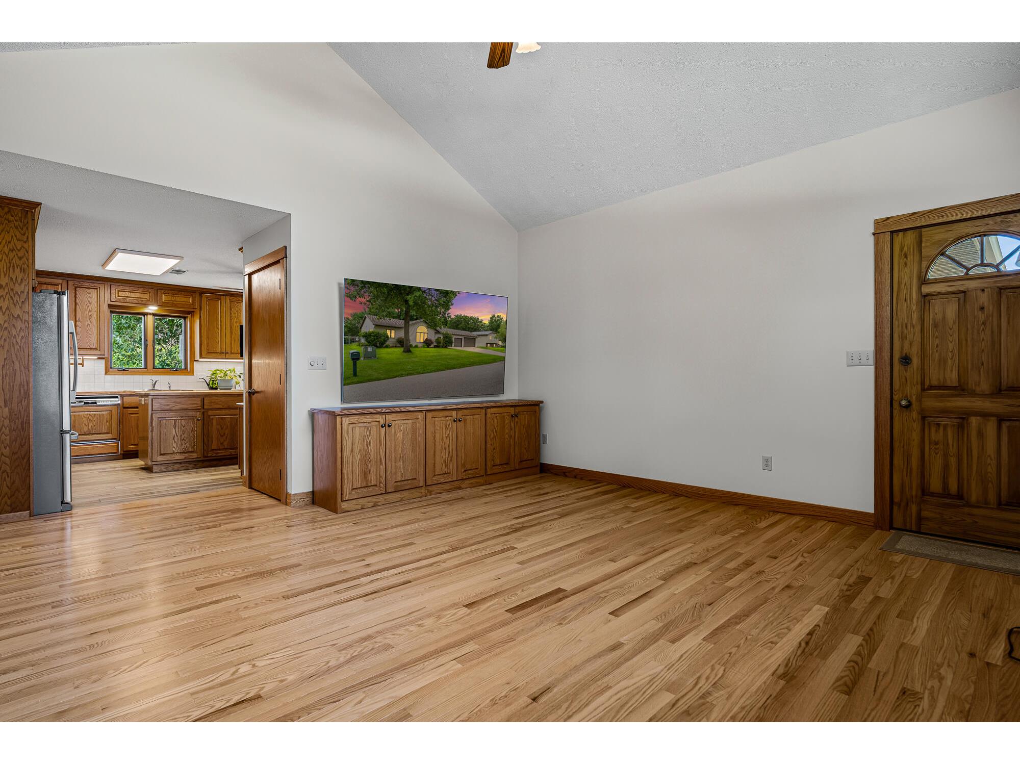 2925 Youngdale Campbell WI 54603 1971199 image6