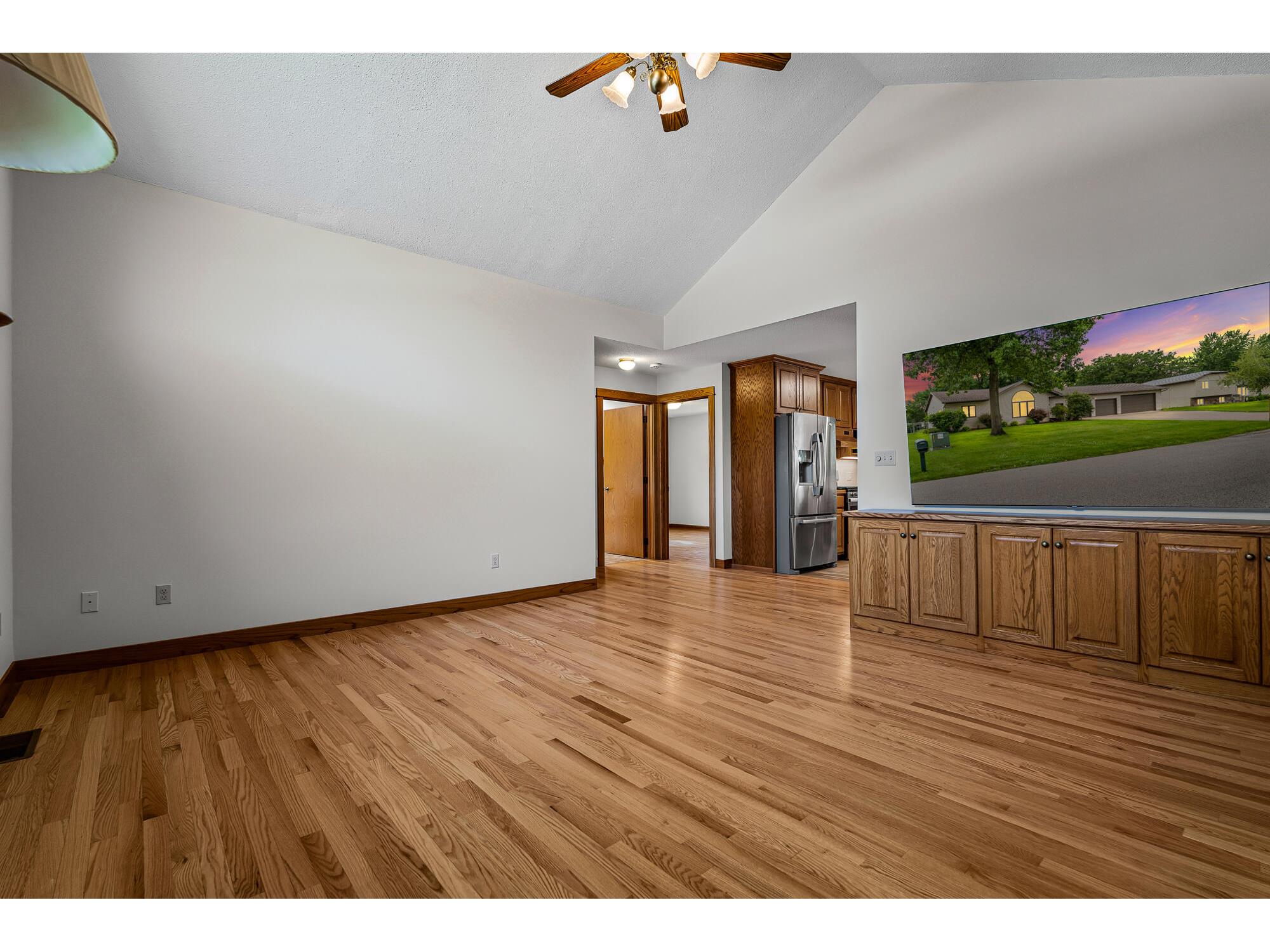 2925 Youngdale Campbell WI 54603 1971199 image7