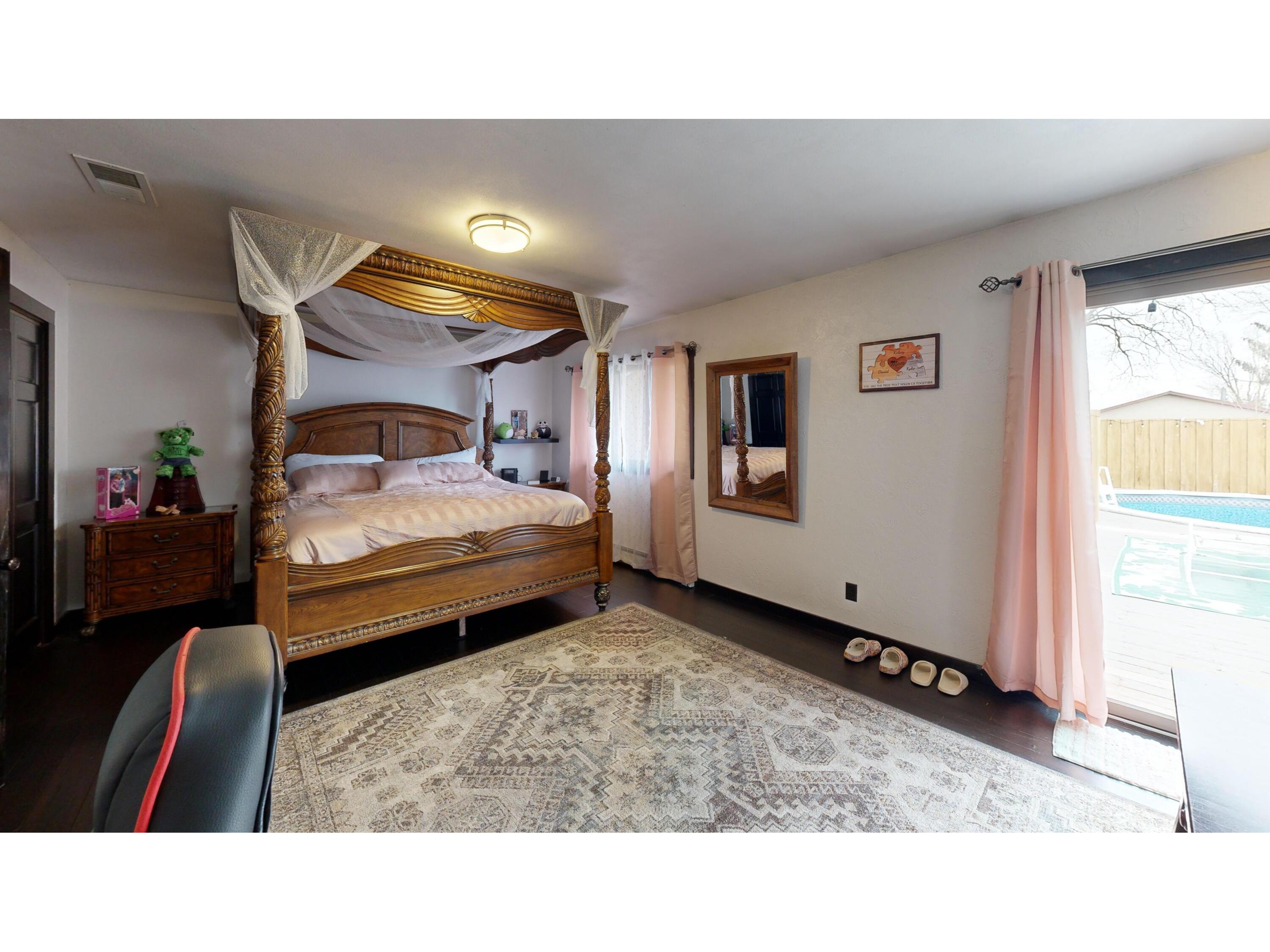 2930 Youngdale Campbell WI 54603 1931048 image18