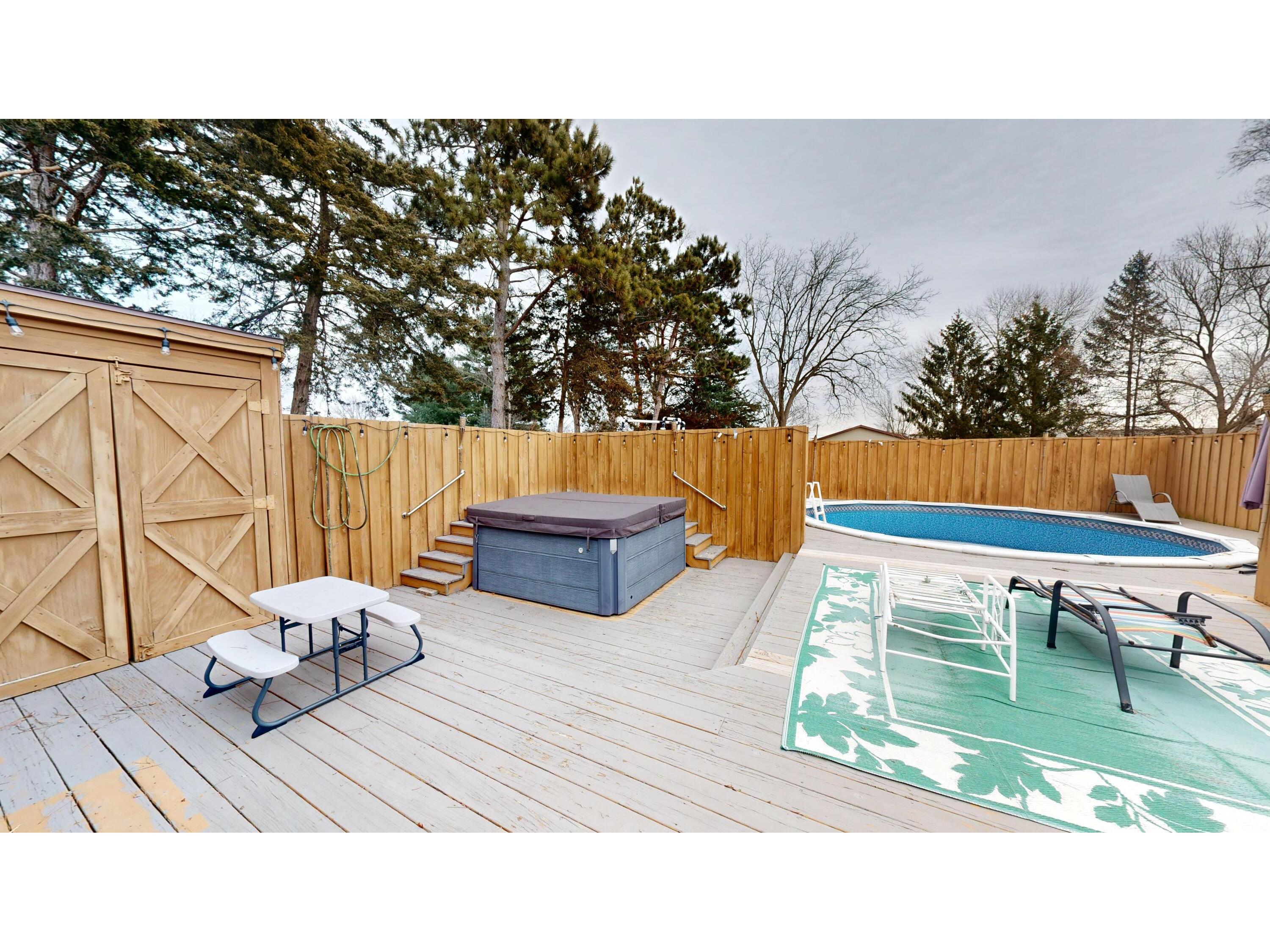 2930 Youngdale Campbell WI 54603 1931048 image35