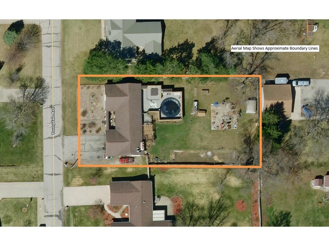 2930 Youngdale Campbell WI 54603 1931048 image37