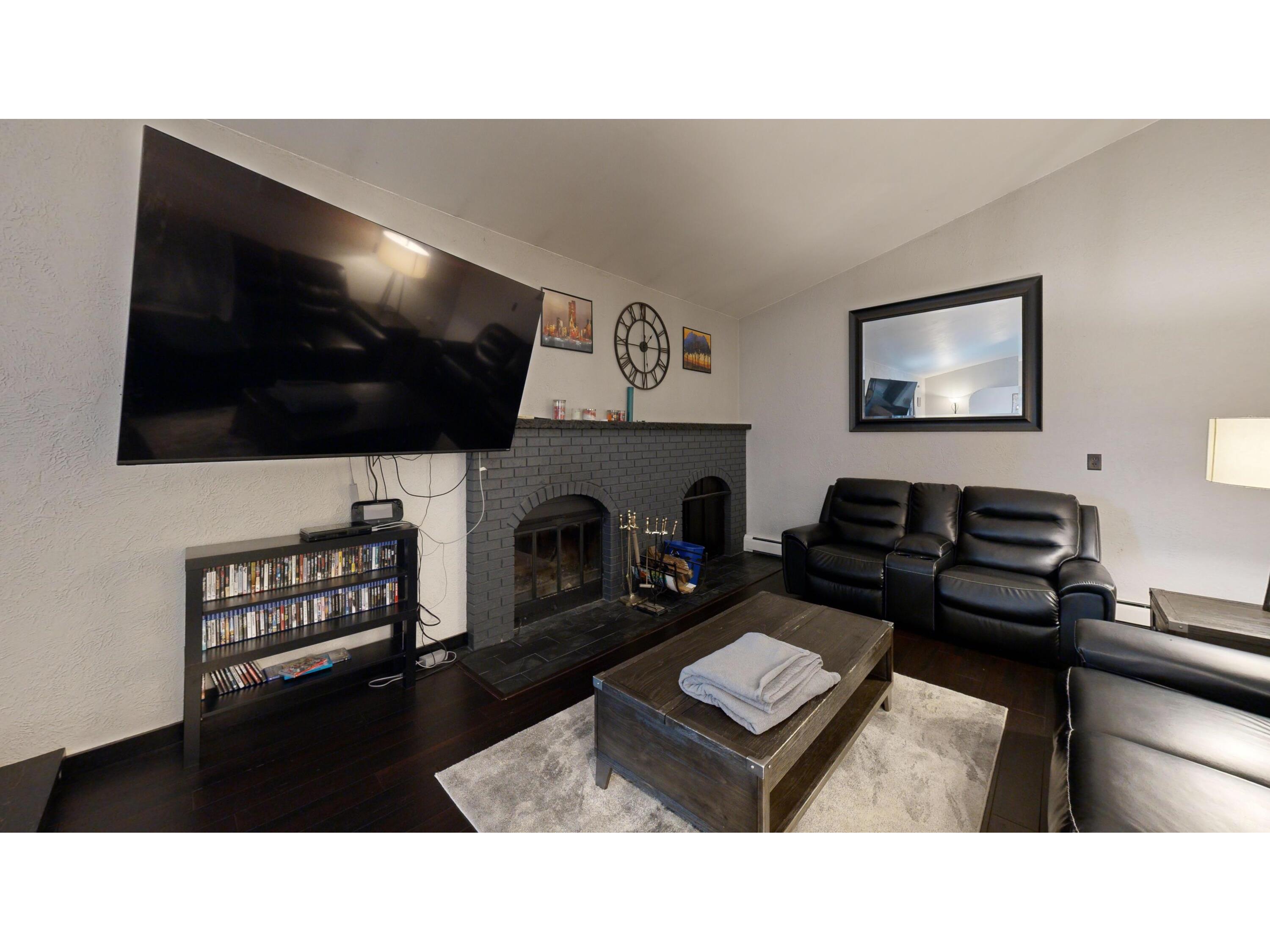 2930 Youngdale Campbell WI 54603 1931048 image6