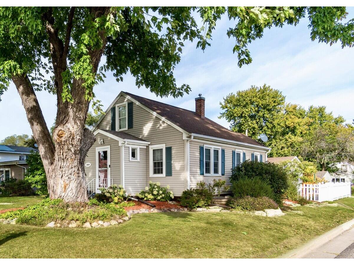 2949 21st La Crosse WI 54601 1895617 image1