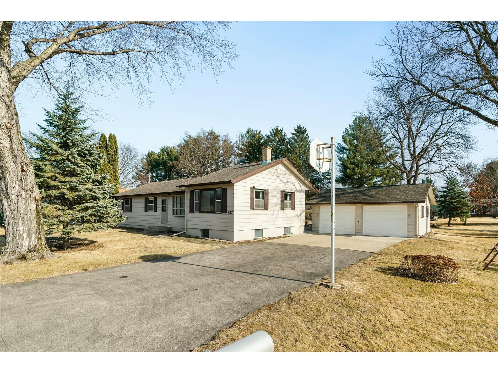 297 Walnut Onalaska WI 54650 1908836 image1