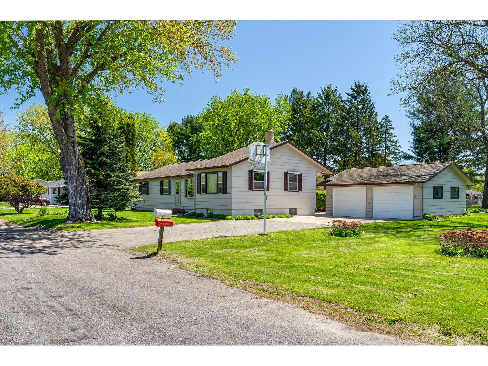 297 Walnut Onalaska WI 54650 1917685 image1