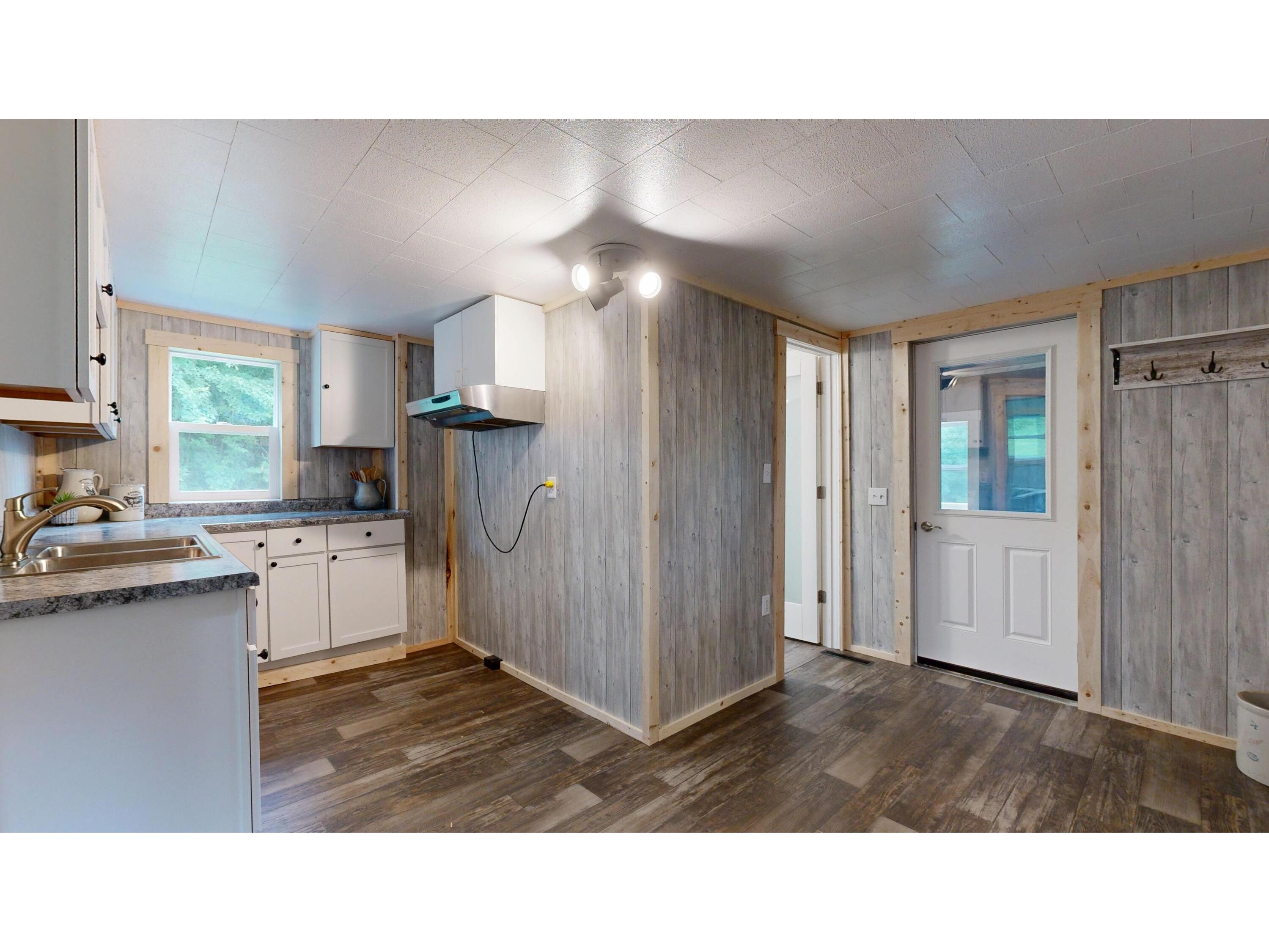 29998 County HWY II Westford WI 53924 1947148 image16