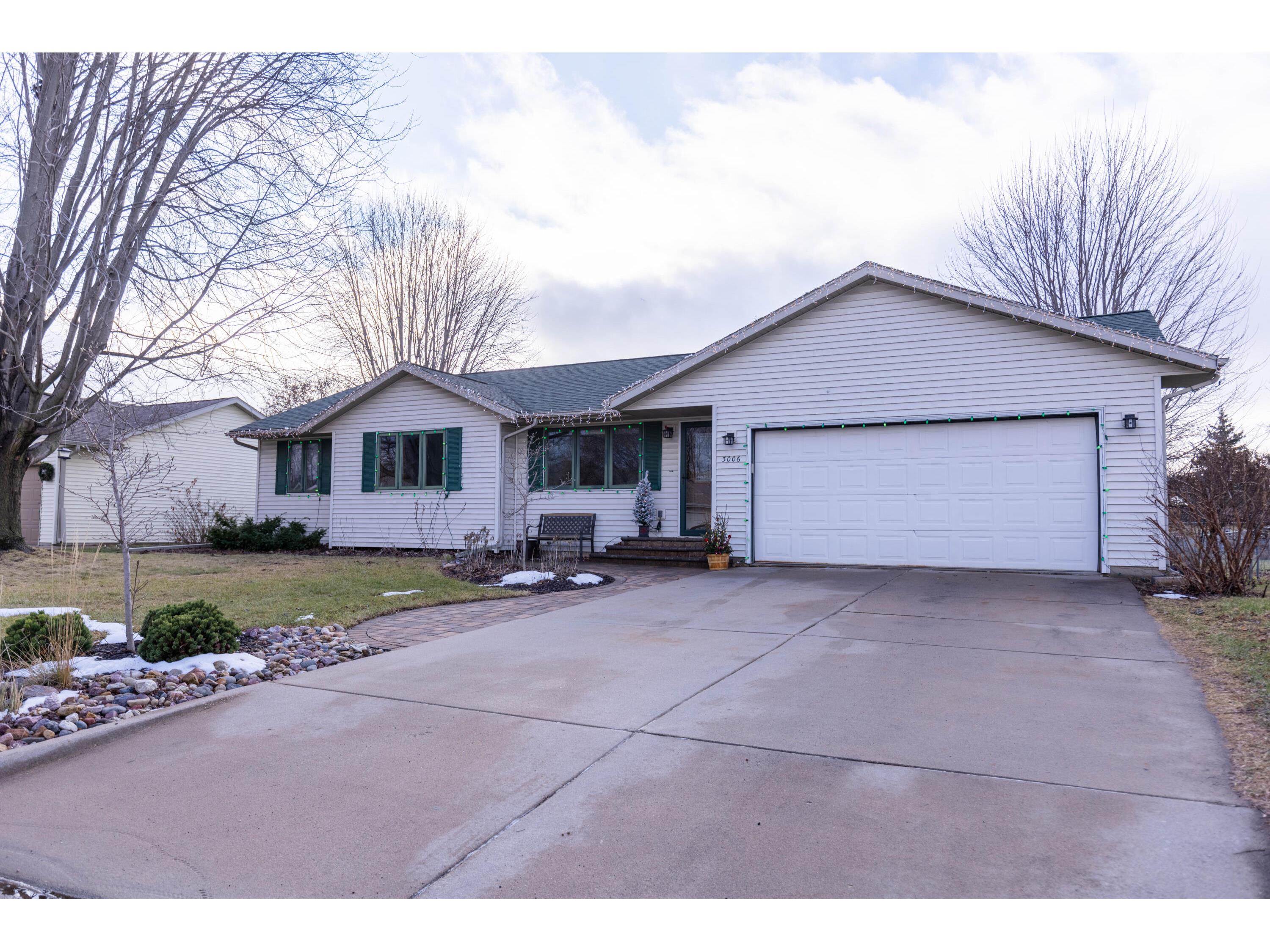 3006 Locust Holmen WI 54636 1902776 image1