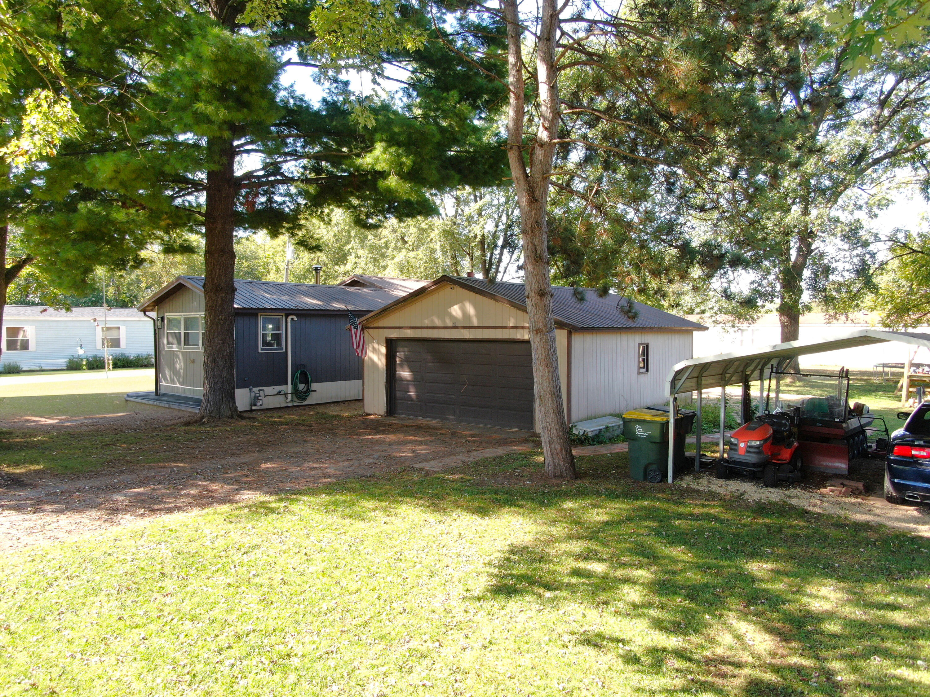 301 Martha Blue River WI 53518 1937196 image34