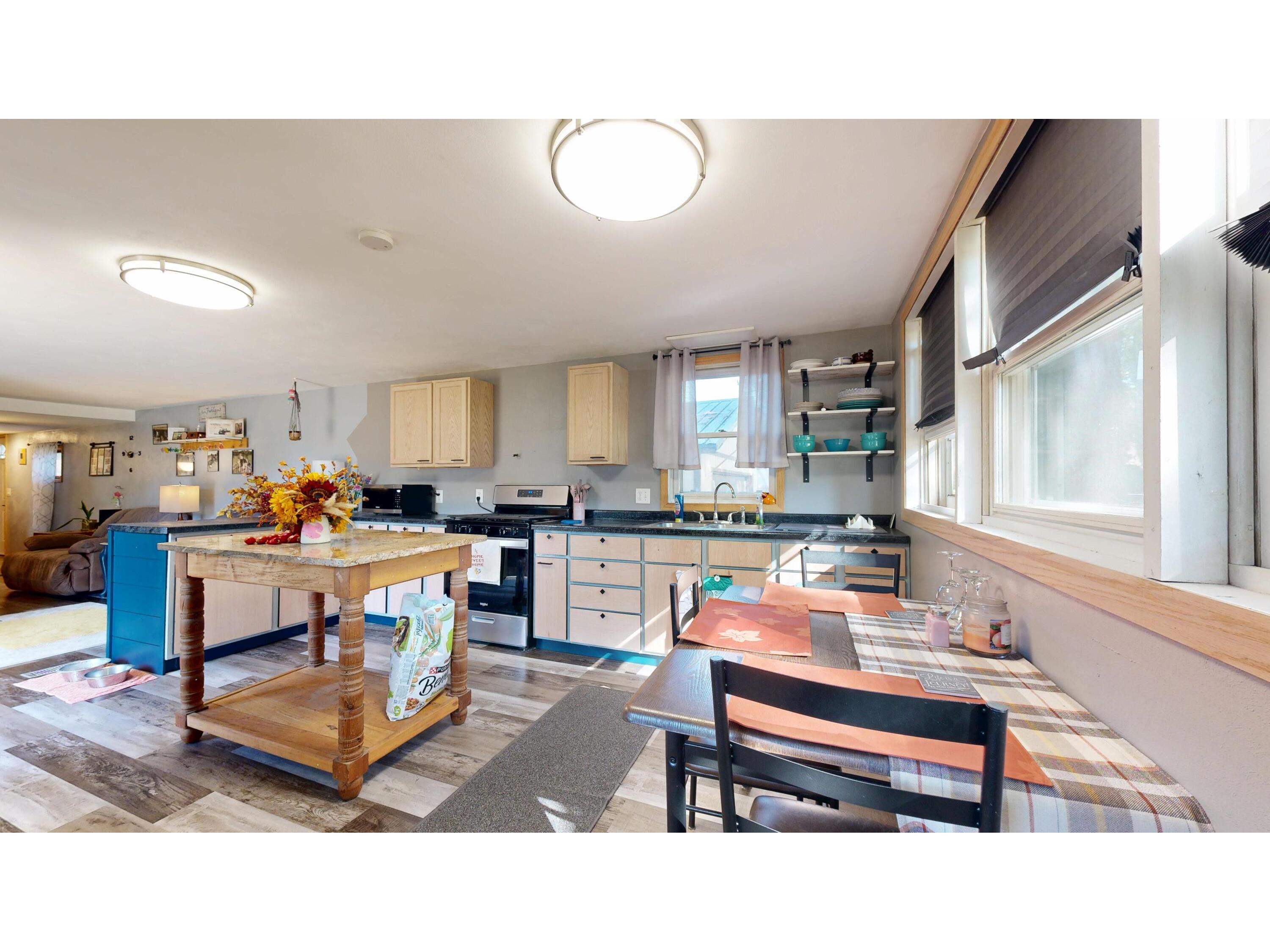 301 Martha Blue River WI 53518 1937196 image8