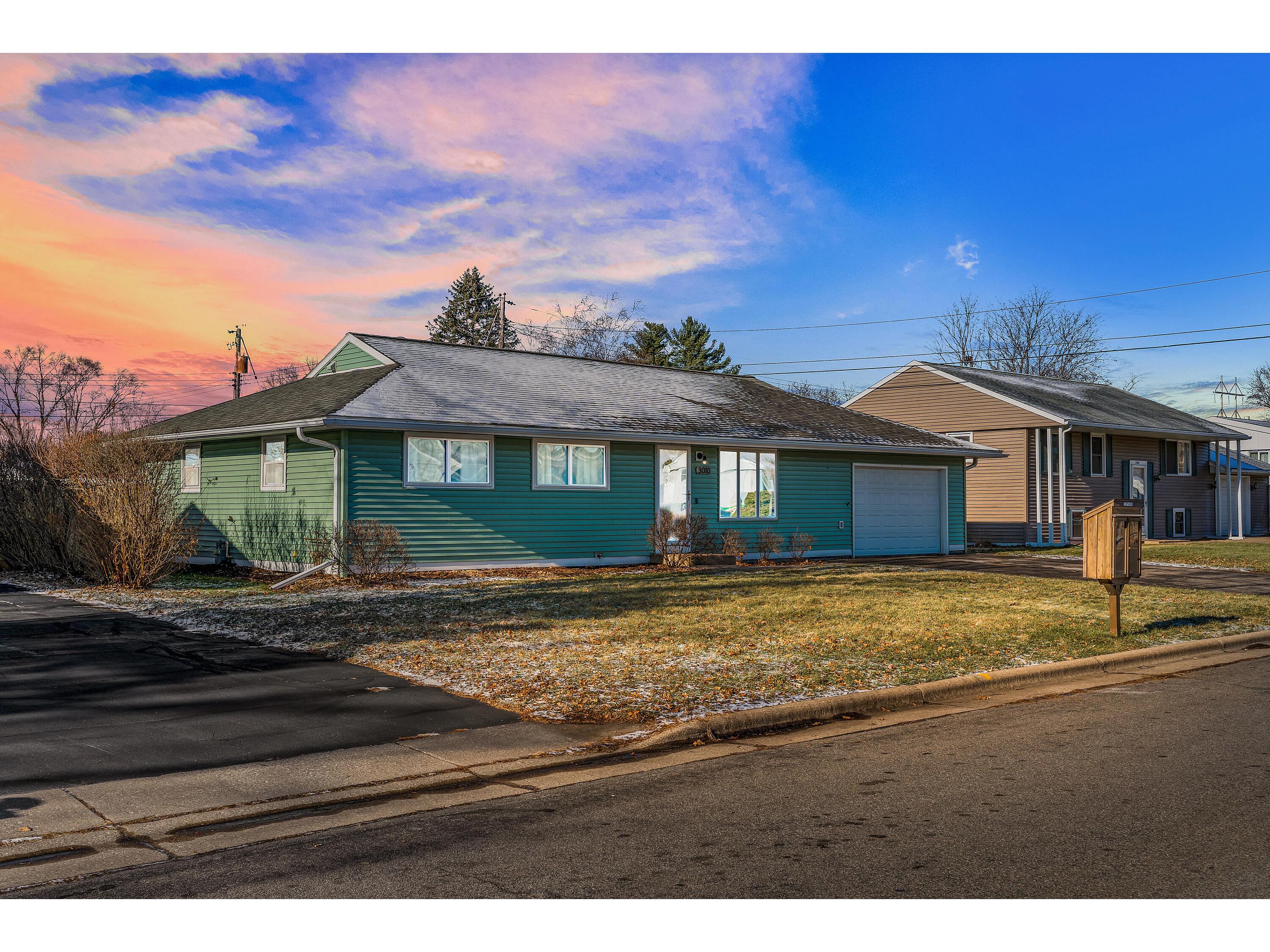 3010 31st La Crosse WI 54601 1819624 image1