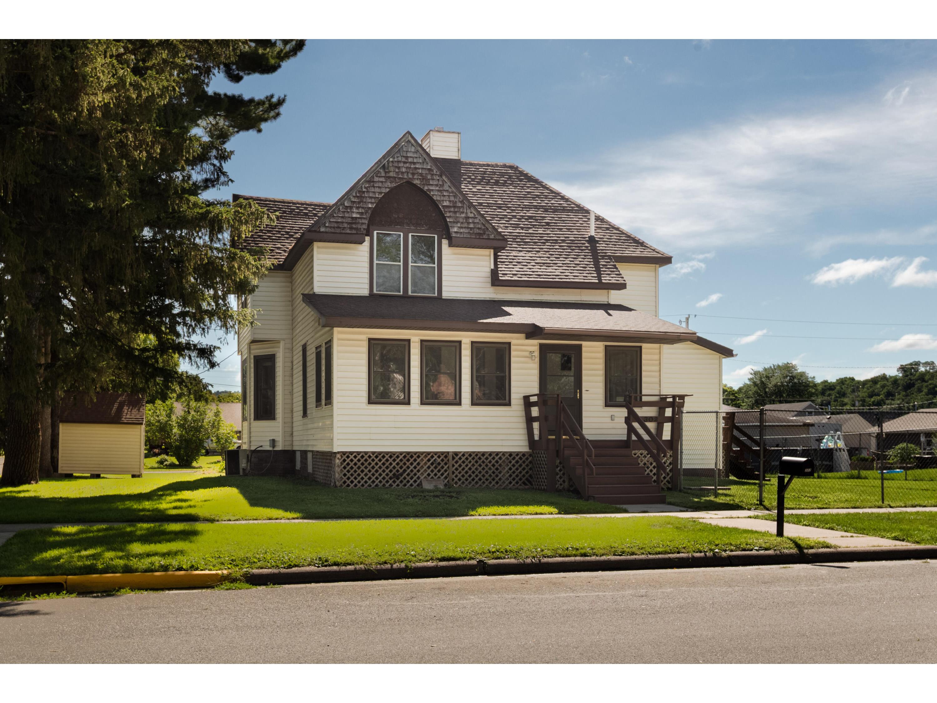 302 Ellsworth Houston MN 55943 1927092 image1