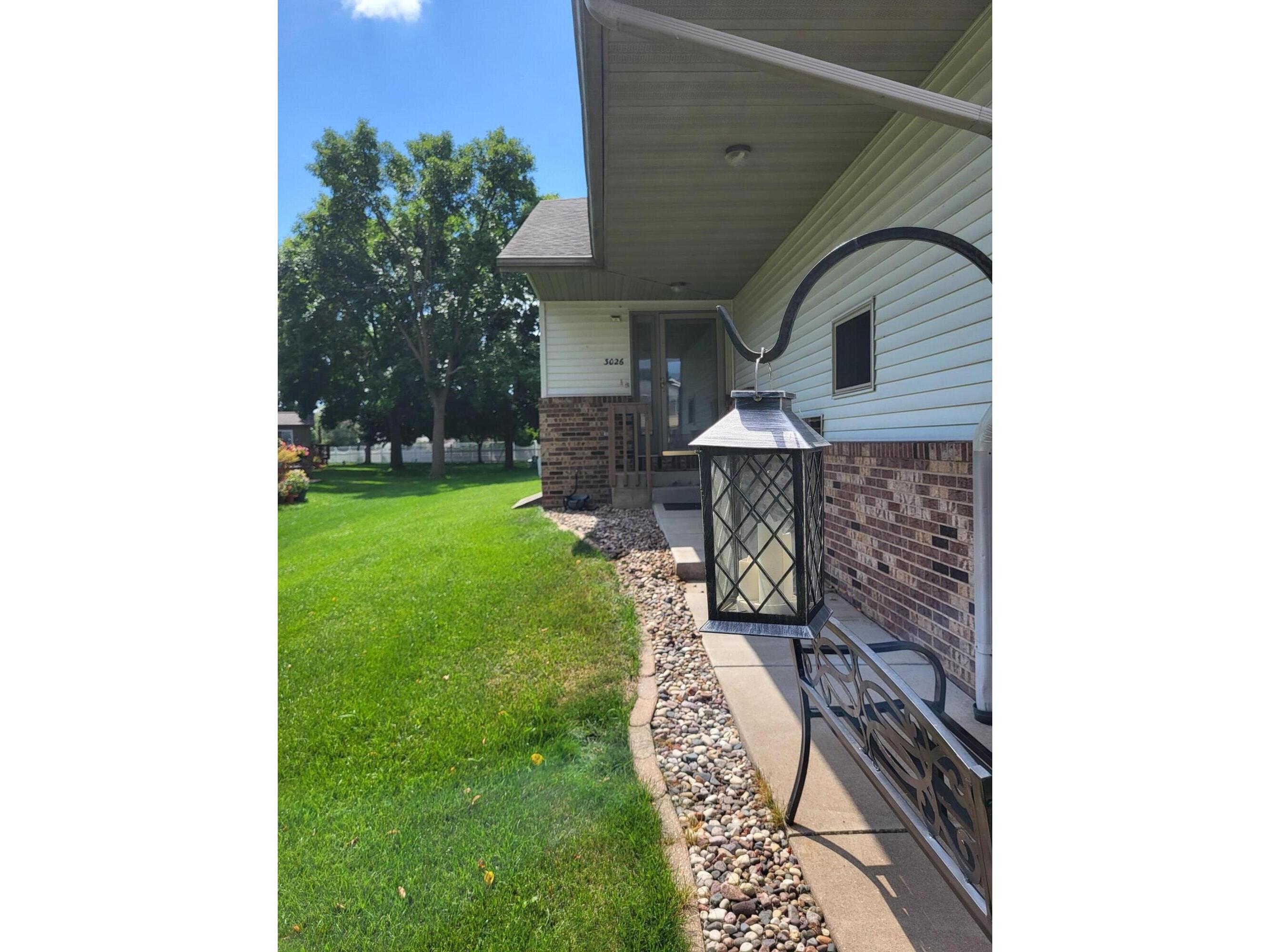 3026 33rd La Crosse WI 54601 1931644 image1