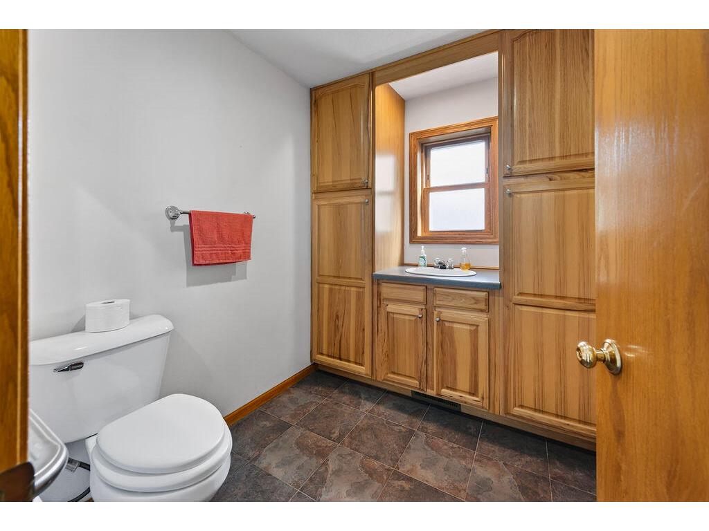 303 Andrew Bangor WI 54614 1960144 image22
