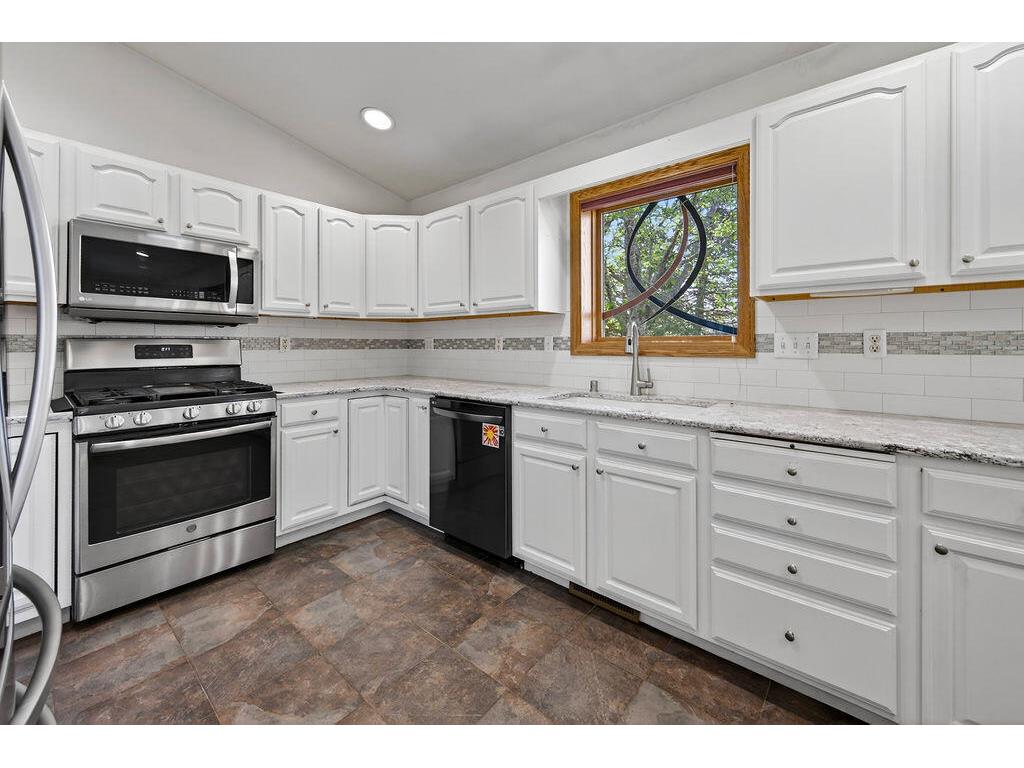 303 Andrew Bangor WI 54614 1960144 image3
