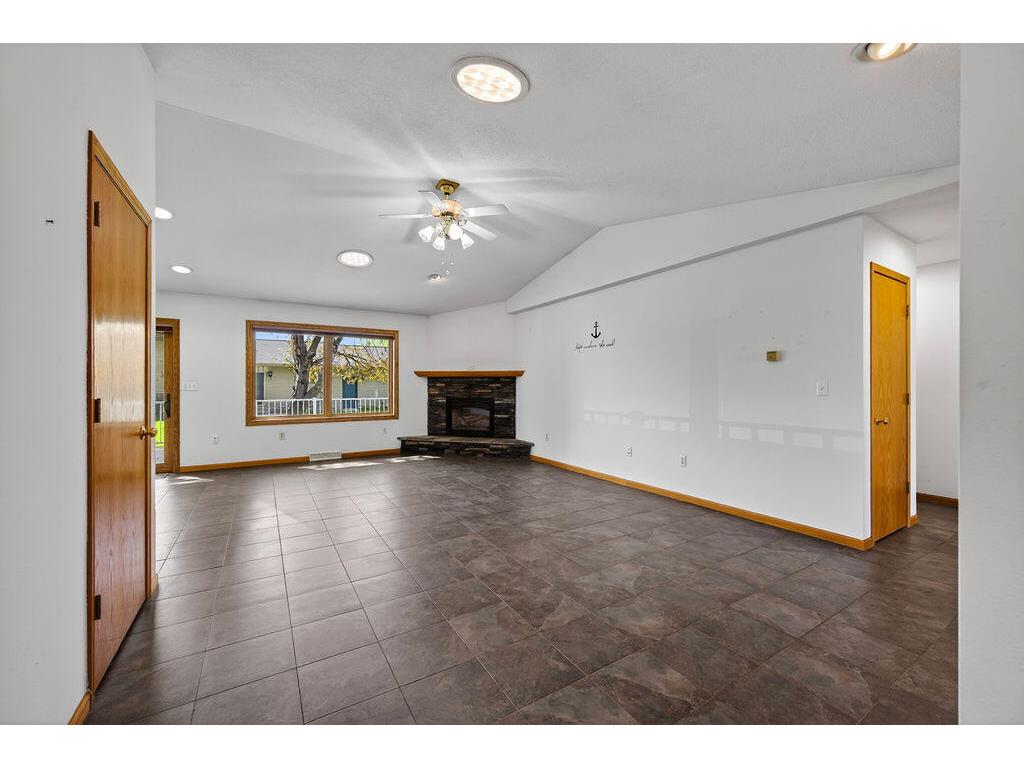 303 Andrew Bangor WI 54614 1960144 image9