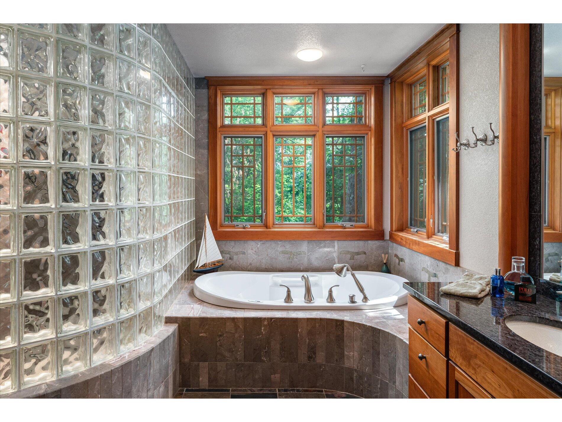 3031 Wild Rose Onalaska WI 54650 1884745 image20