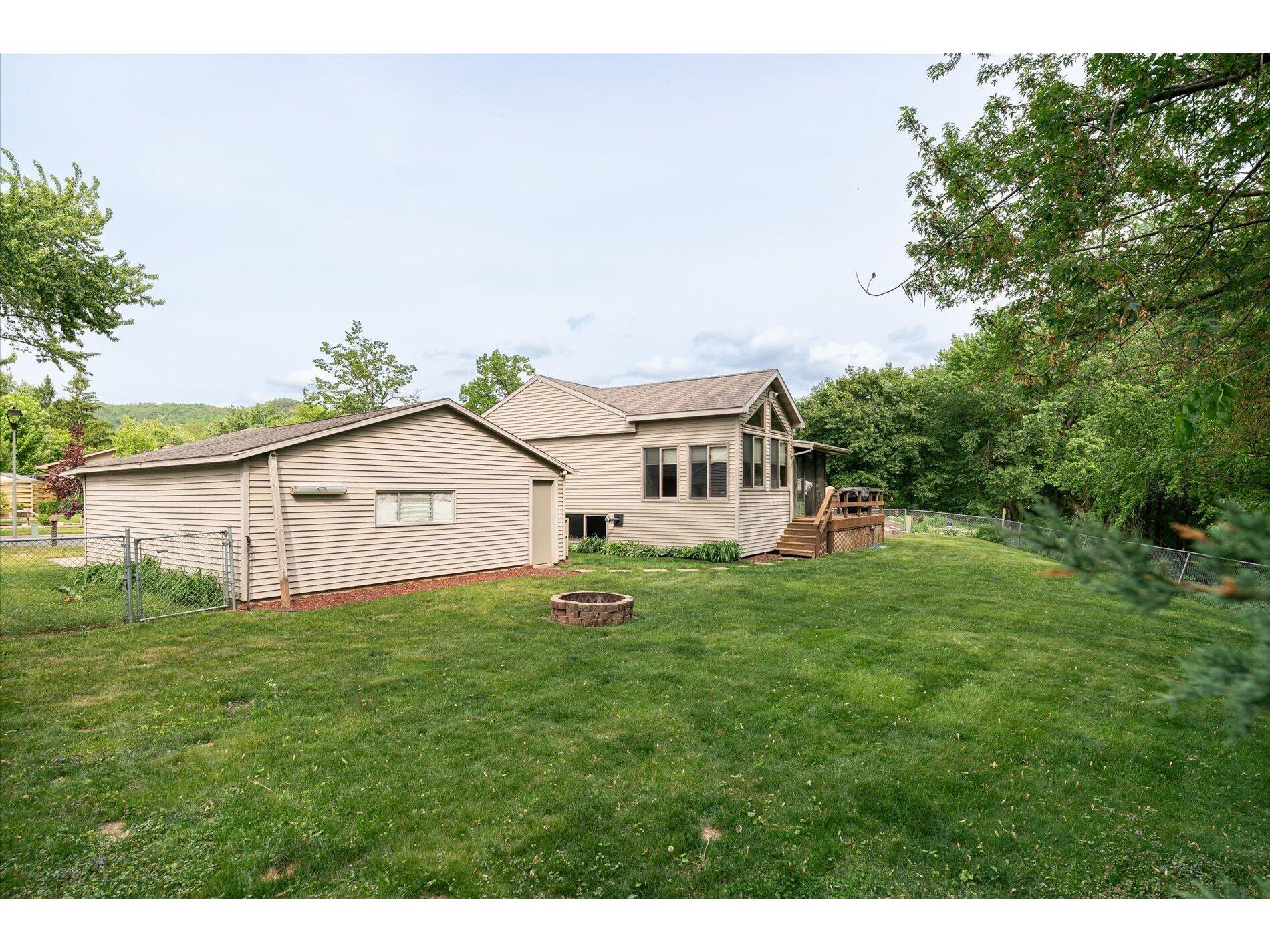 3032 Marion La Crosse WI 54601 1963366 image17