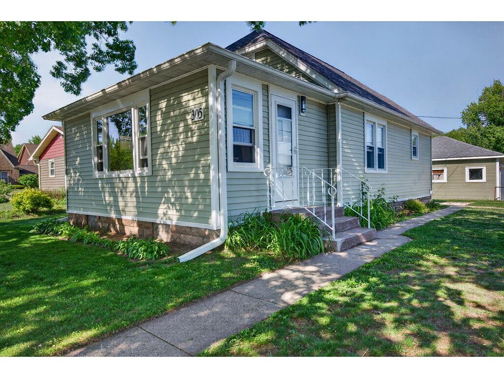 305 1st Holmen WI 54636 1964384 image1
