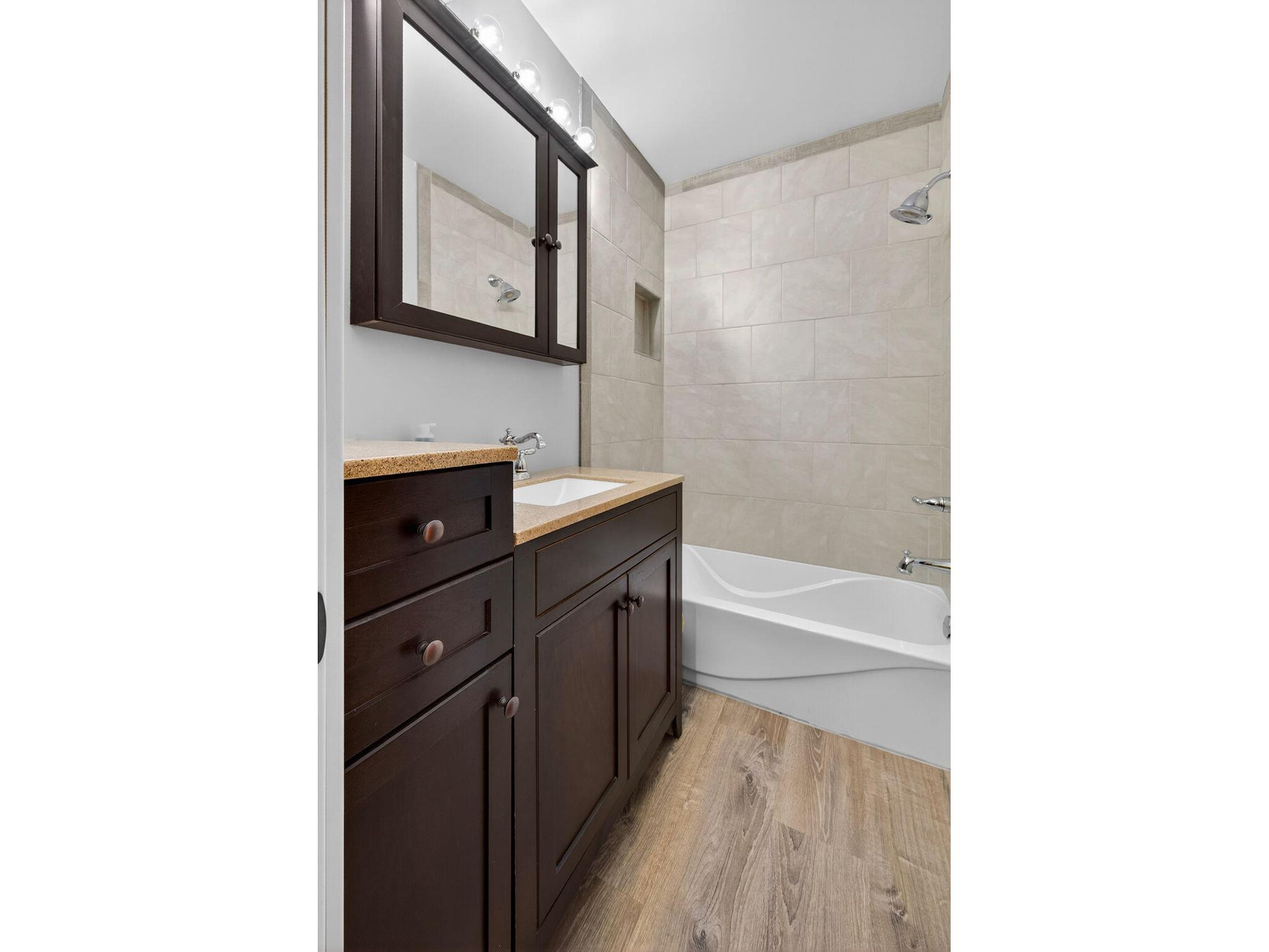 305 1st Holmen WI 54636 1964384 image20