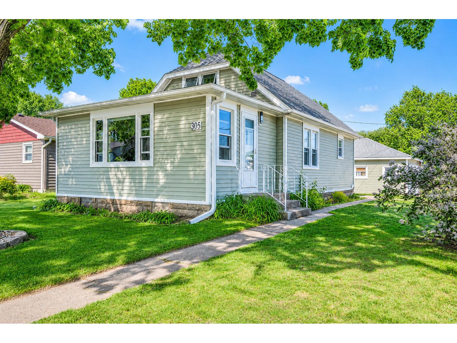 305 1st Holmen WI 54636 1964384 image31