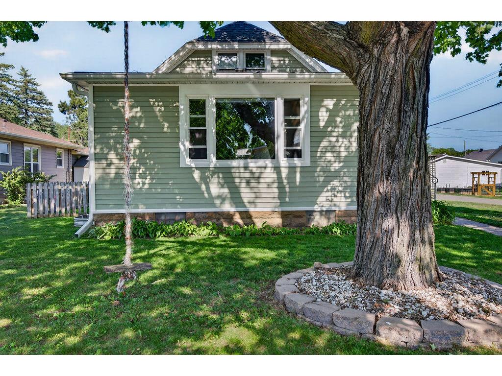 305 1st Holmen WI 54636 1964384 image8