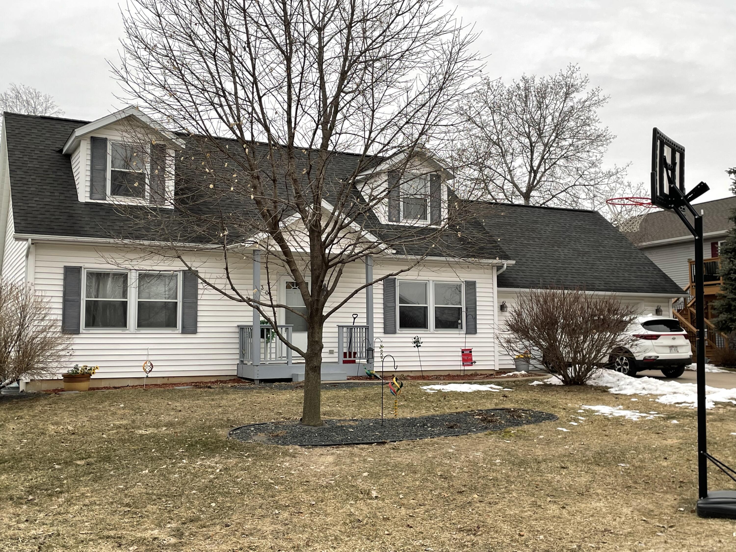 305 Hattan Bangor WI 54614 1826733 image1