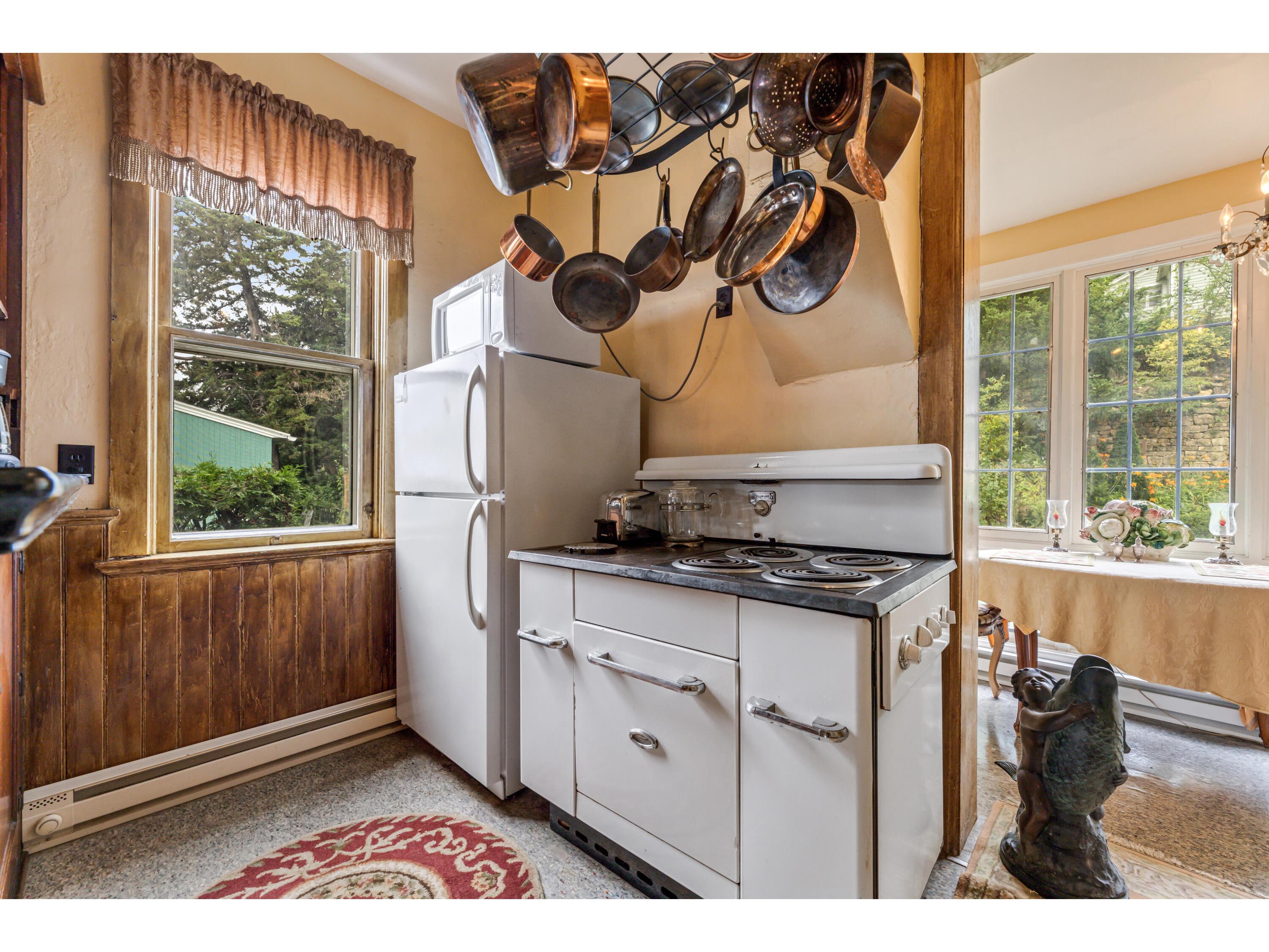 305 N Main Alma WI 54610 1946897 image10