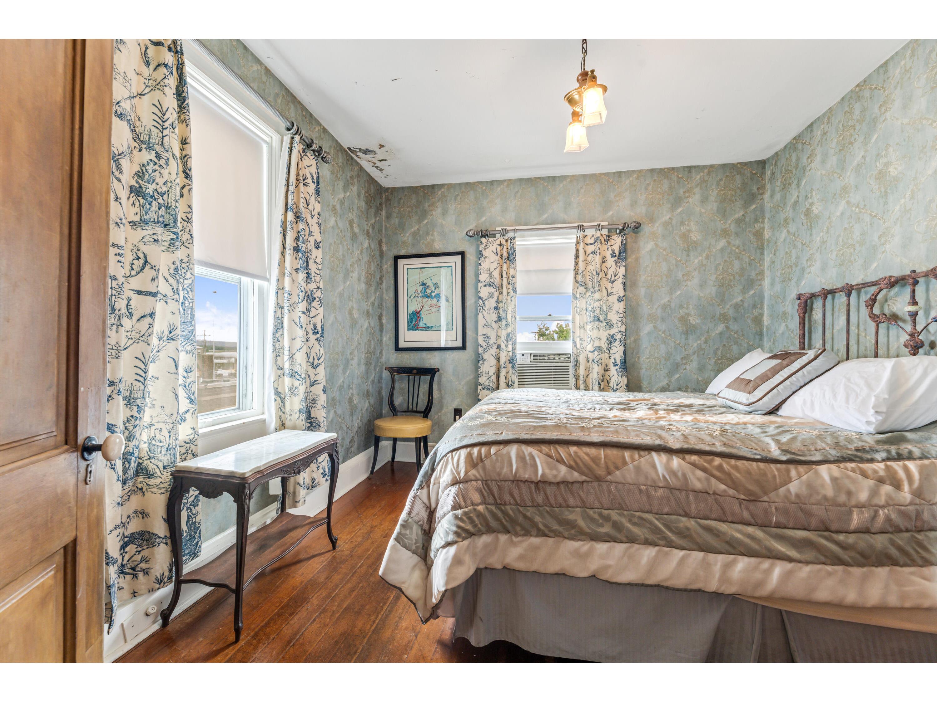 305 N Main Alma WI 54610 1946897 image14