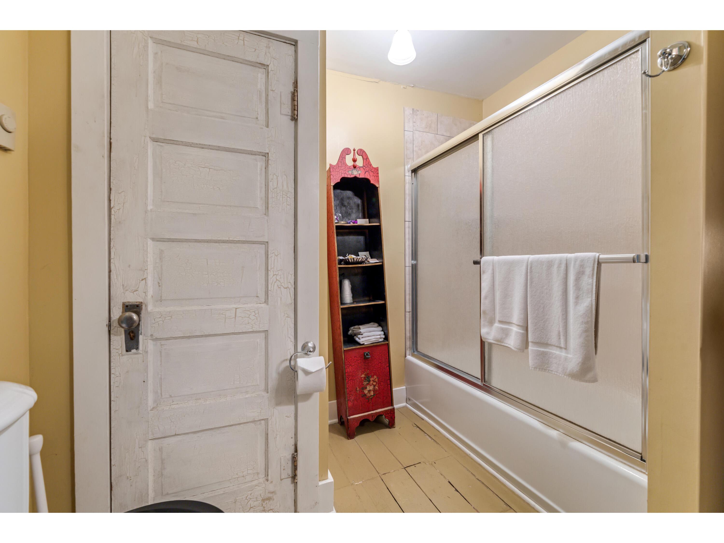 305 N Main Alma WI 54610 1946897 image18