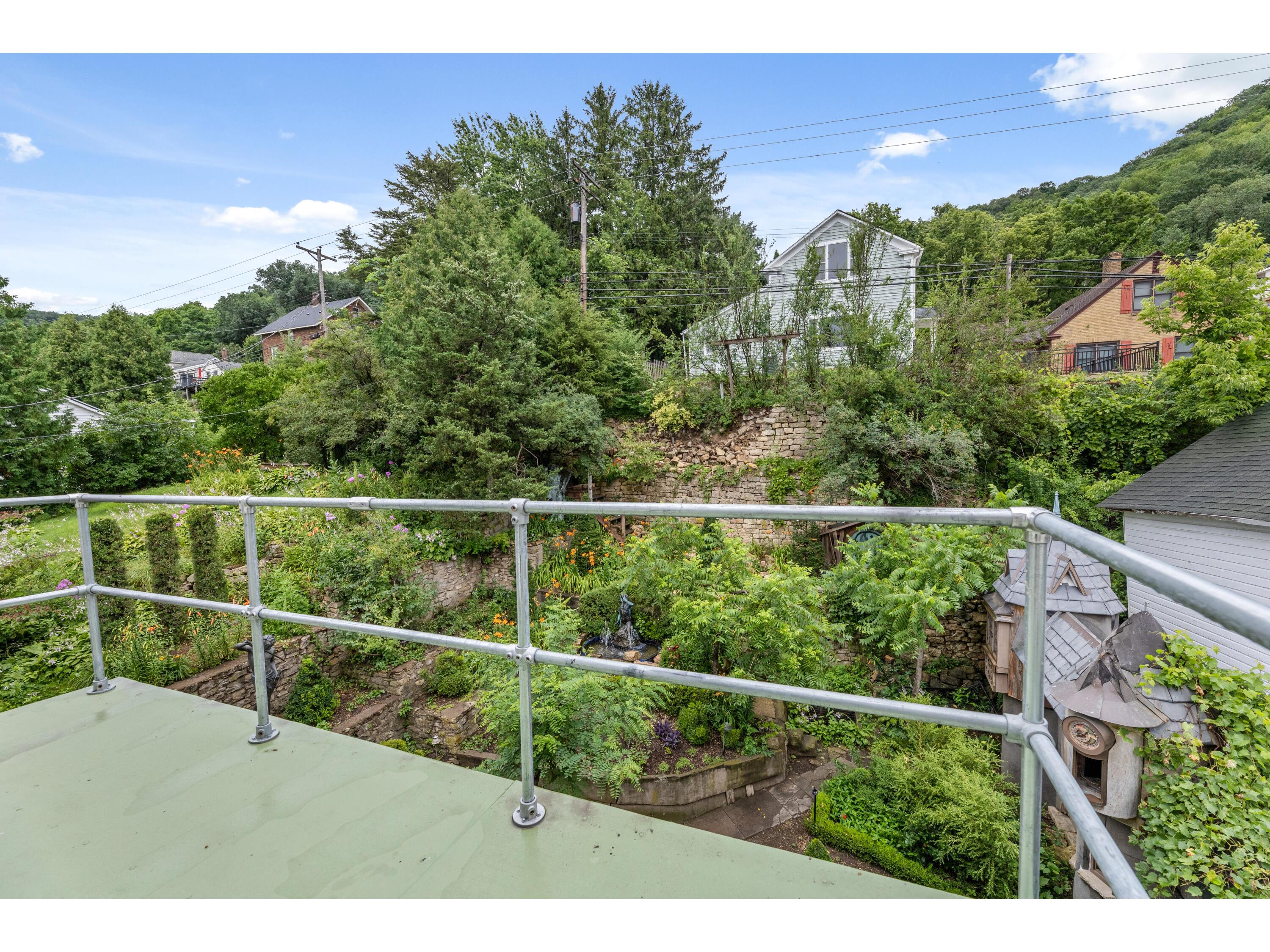 305 N Main Alma WI 54610 1946897 image29