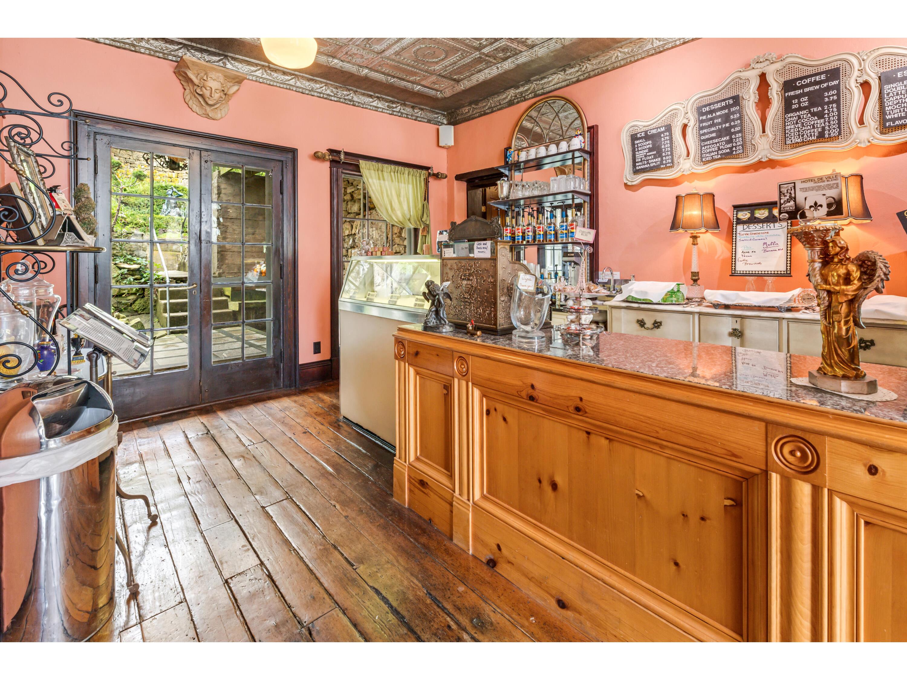 305 N Main Alma WI 54610 1946897 image42