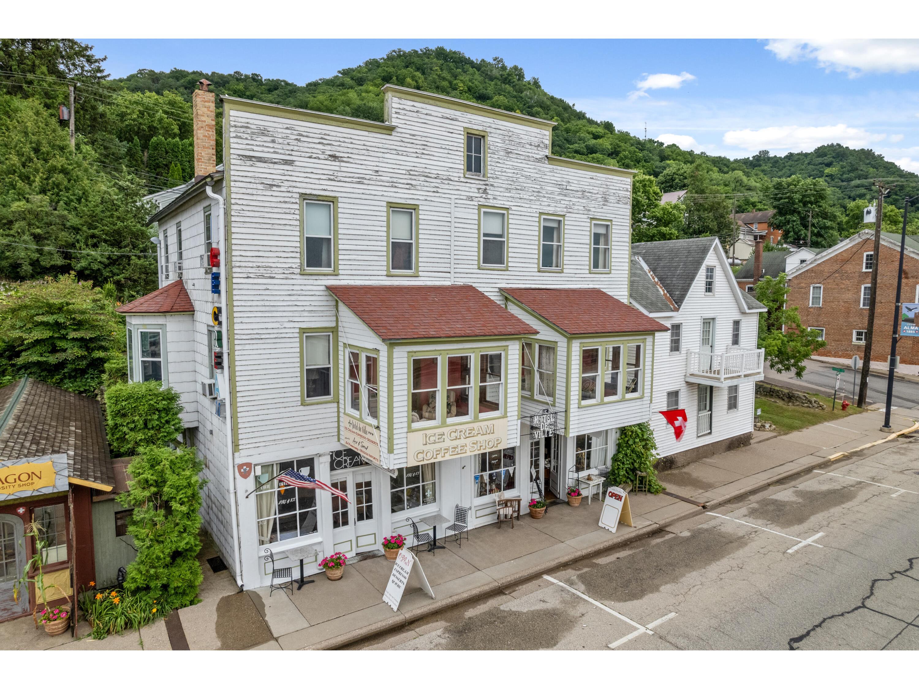 305 N Main Alma WI 54610 1946897 image59