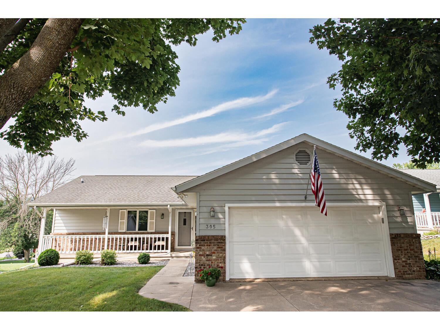 305 Regent La Crescent MN 55947 1930811 image1