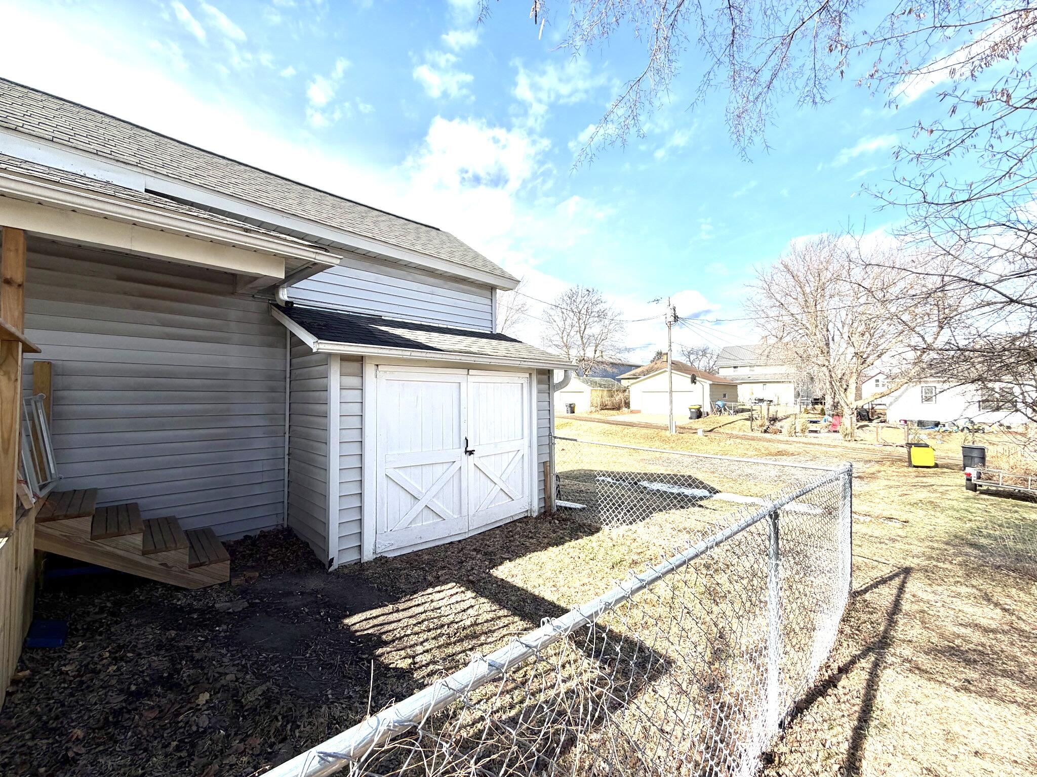 305 W Foster Tomah WI 54660 1951130 image16