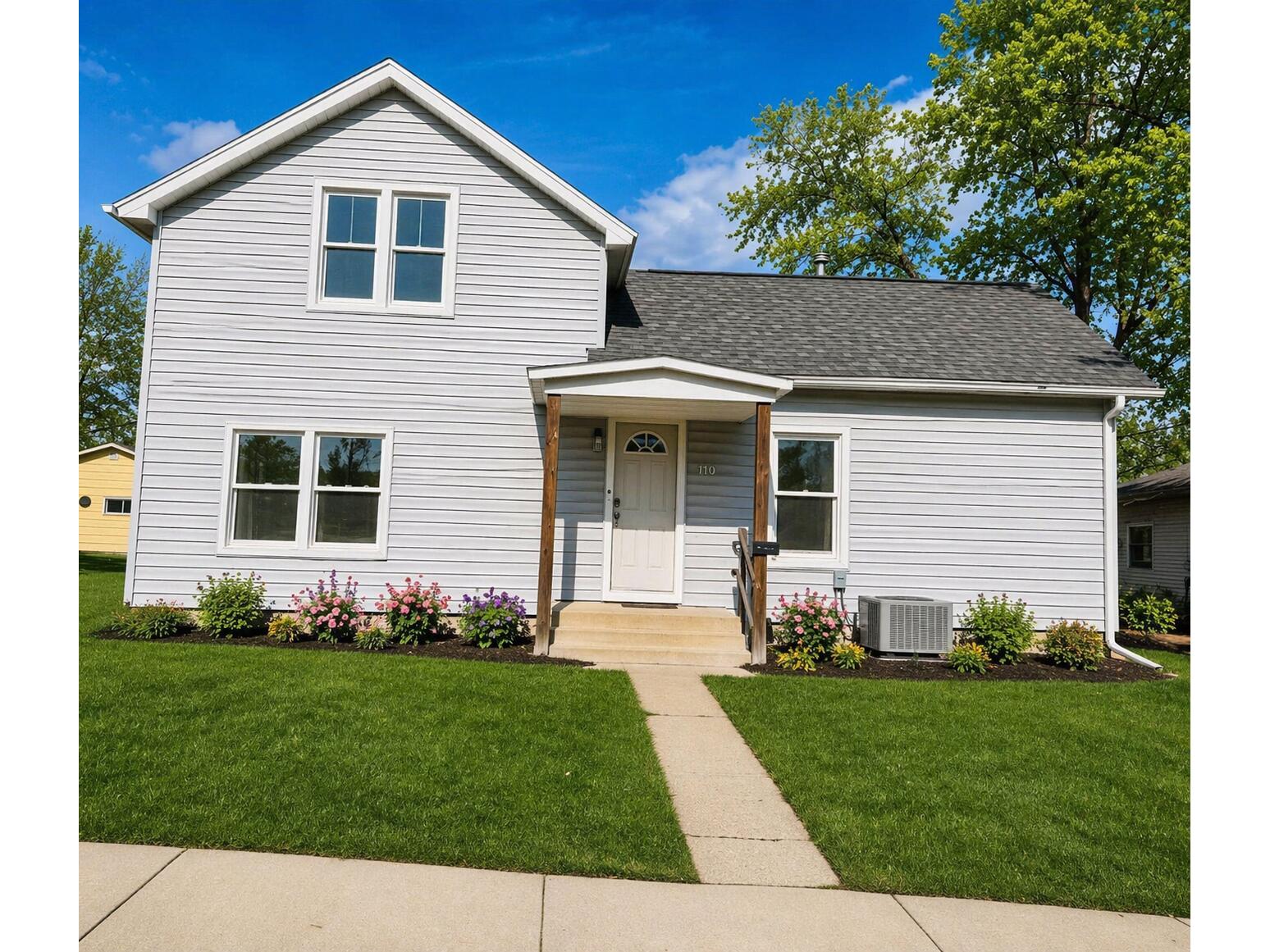 305 W Foster Tomah WI 54660 1951130 image18