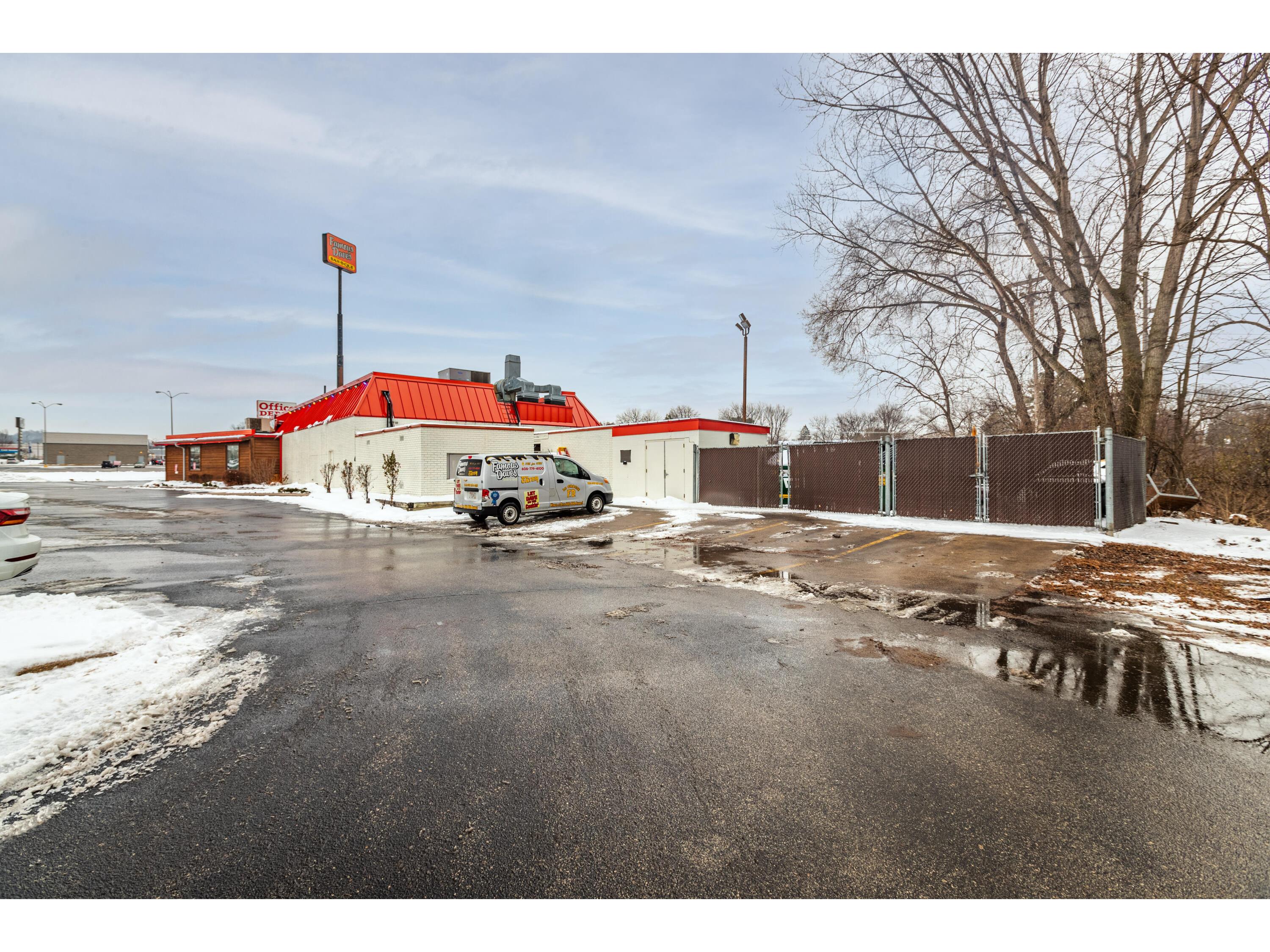 3055 State Road 16 La Crosse WI 54601 1902550 image23