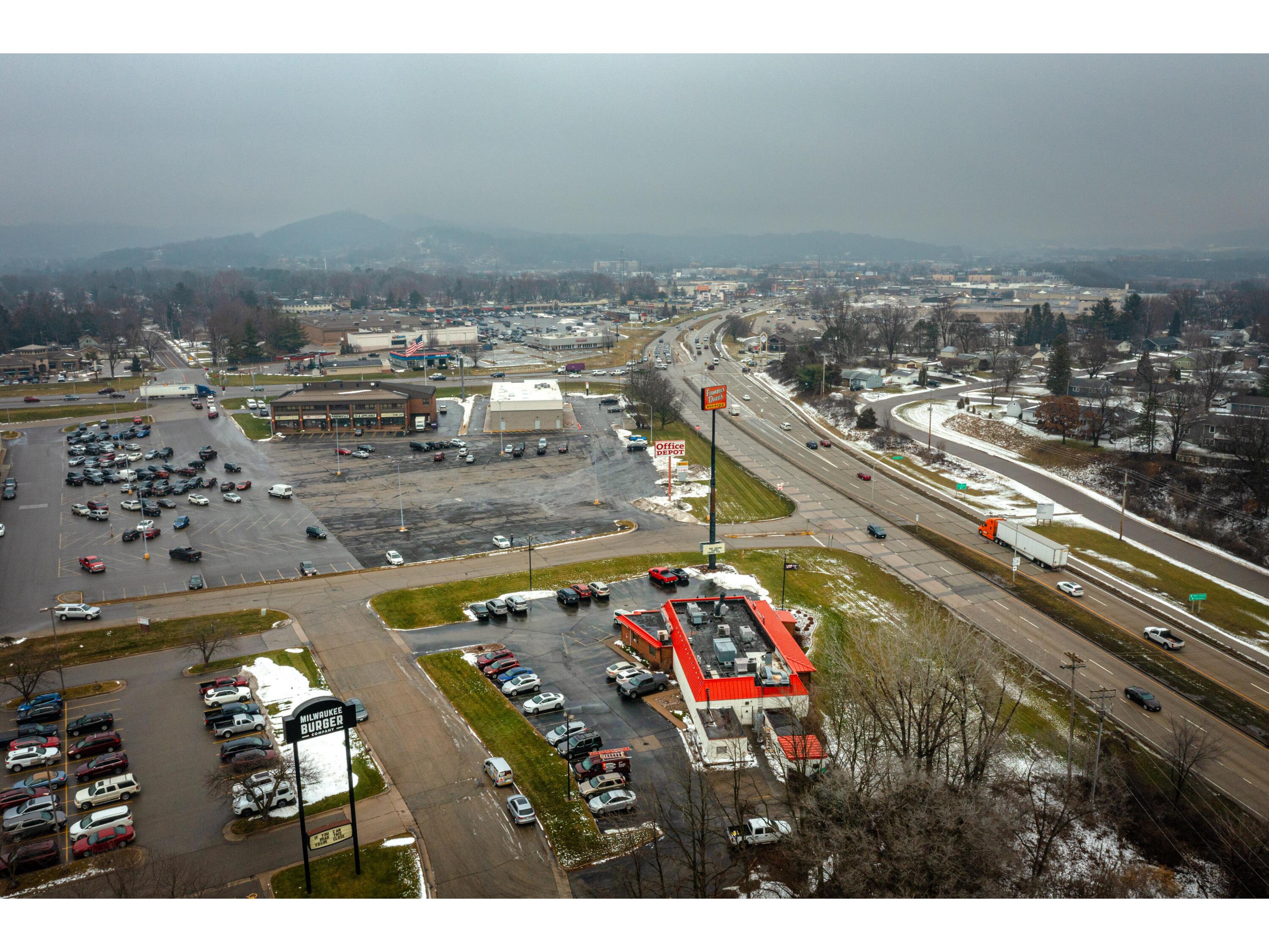 3055 State Road 16 La Crosse WI 54601 1902550 image5