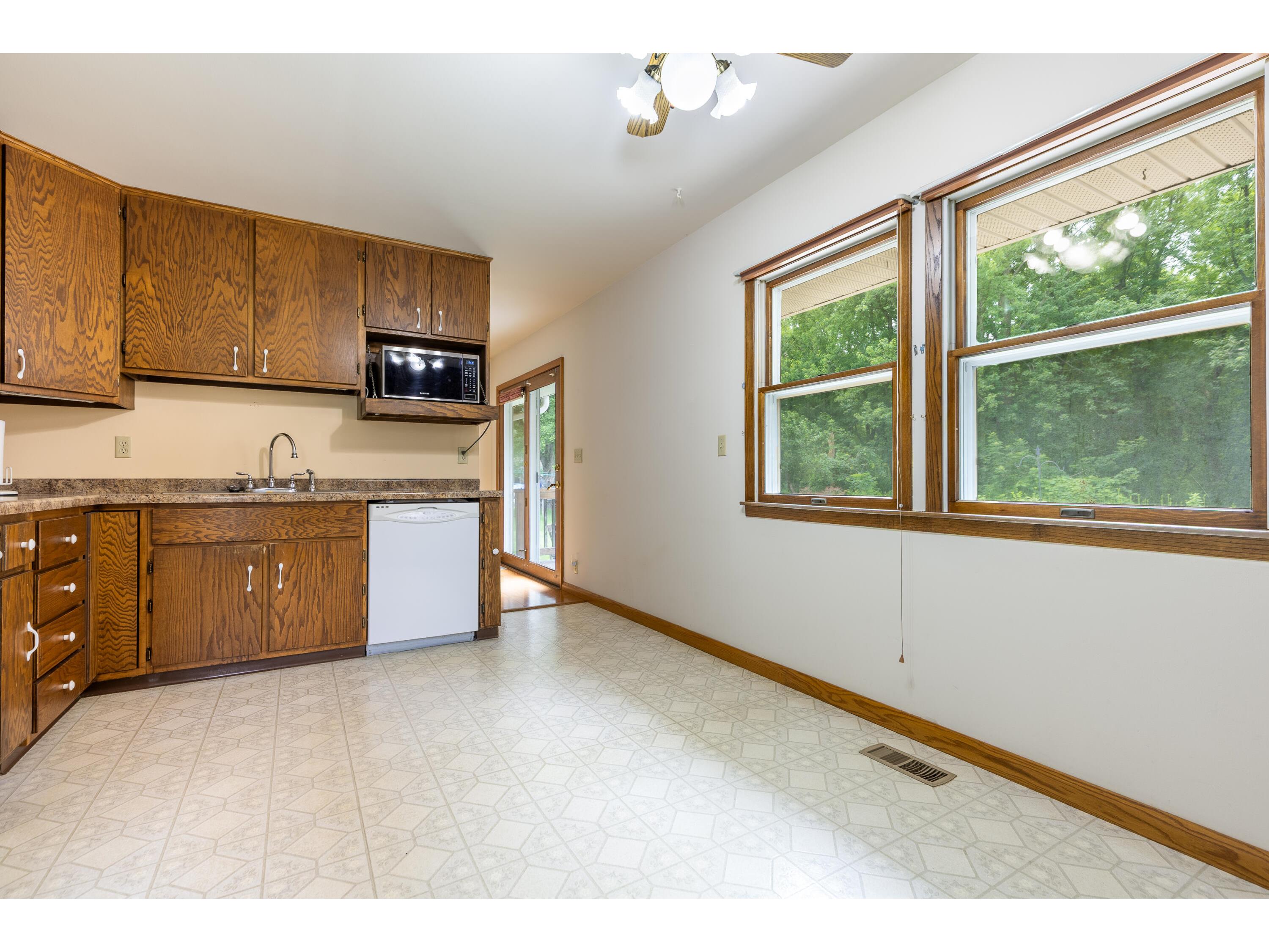 3064 Marion La Crosse WI 54601 1970883 image6