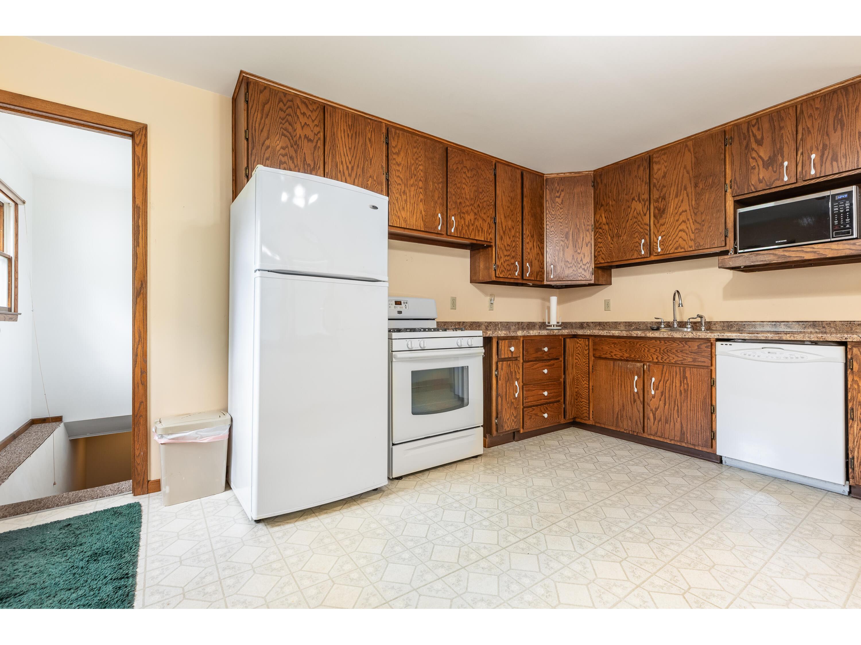3064 Marion La Crosse WI 54601 1970883 image7