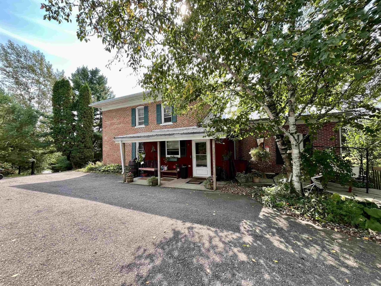 30662 Moccasin Glendale WI 54638 1916543 image1